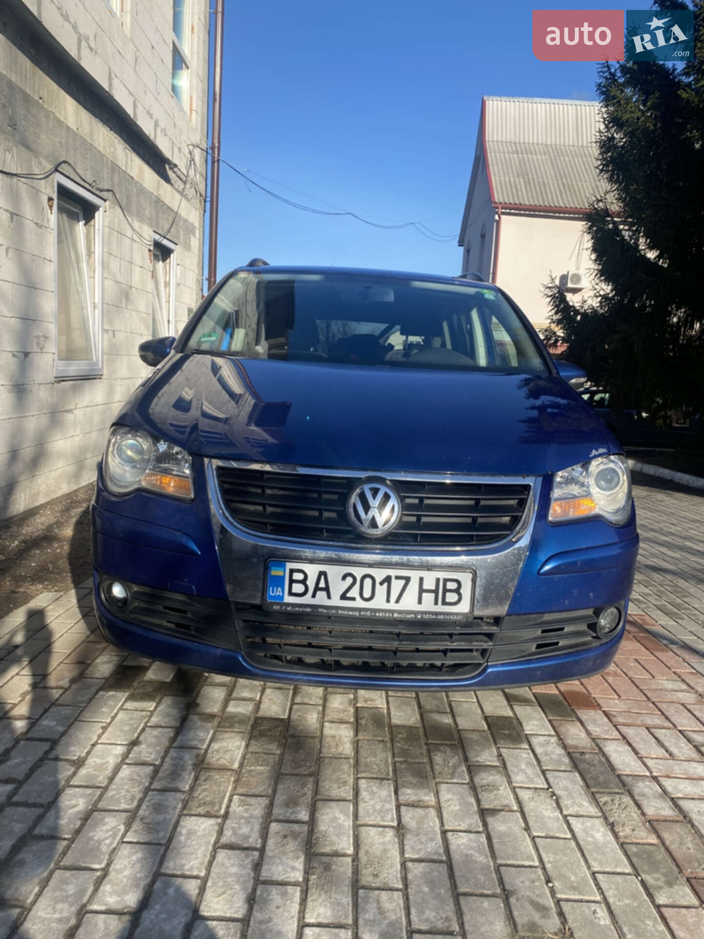 VOLKSWAGEN TOURAN 2009