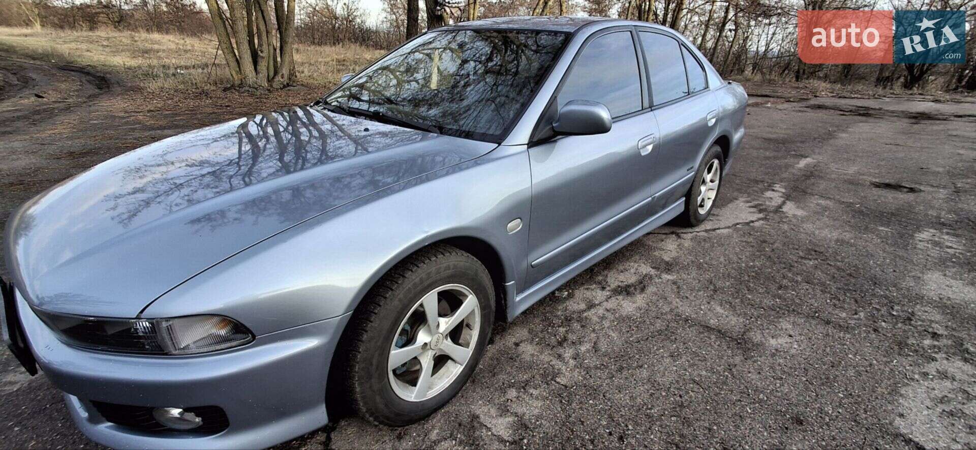 MITSUBISHI GALANT 2002