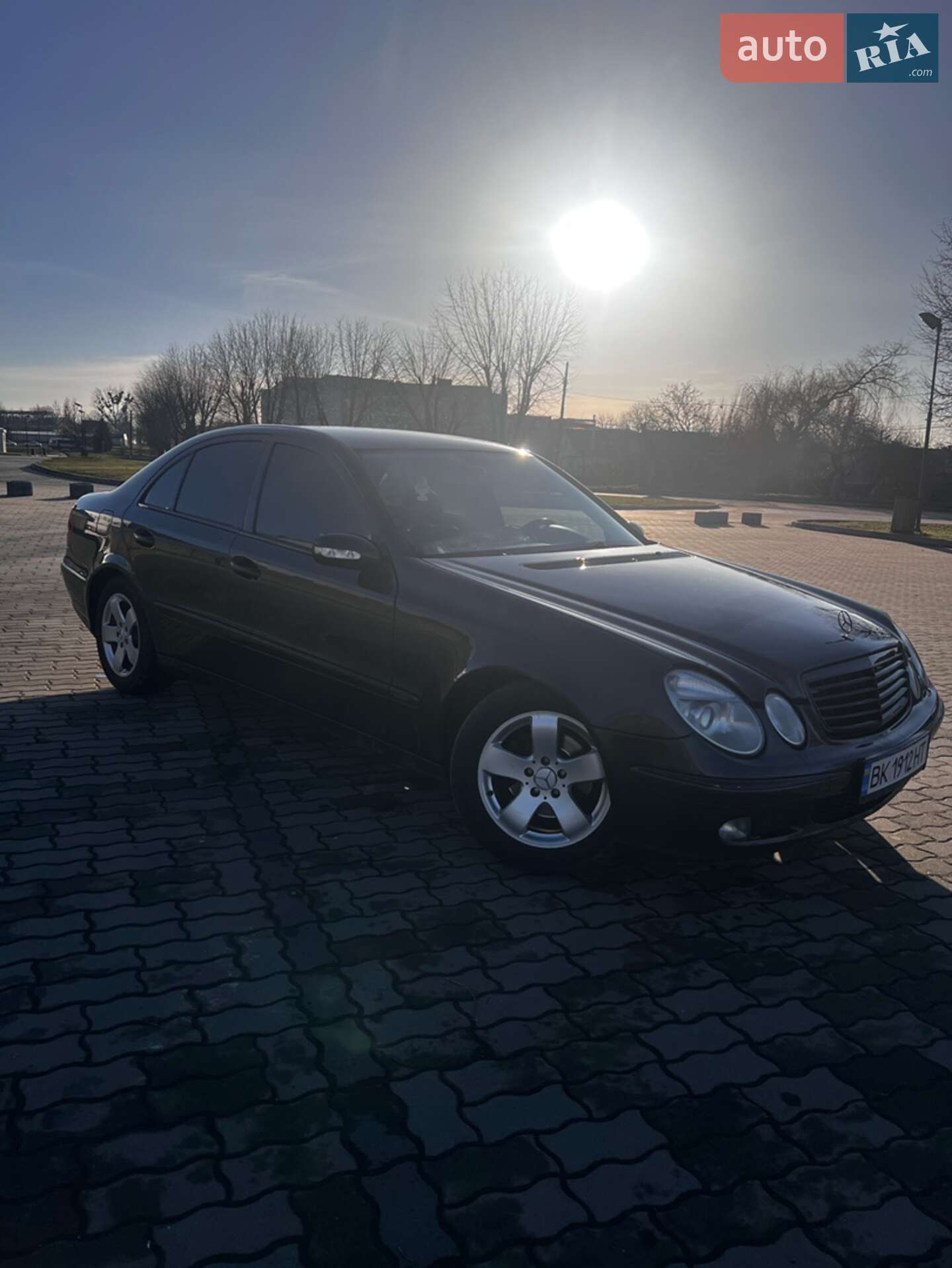 Головне фото звіту автомобіля MERCEDES-BENZ E 270 CDI 2003