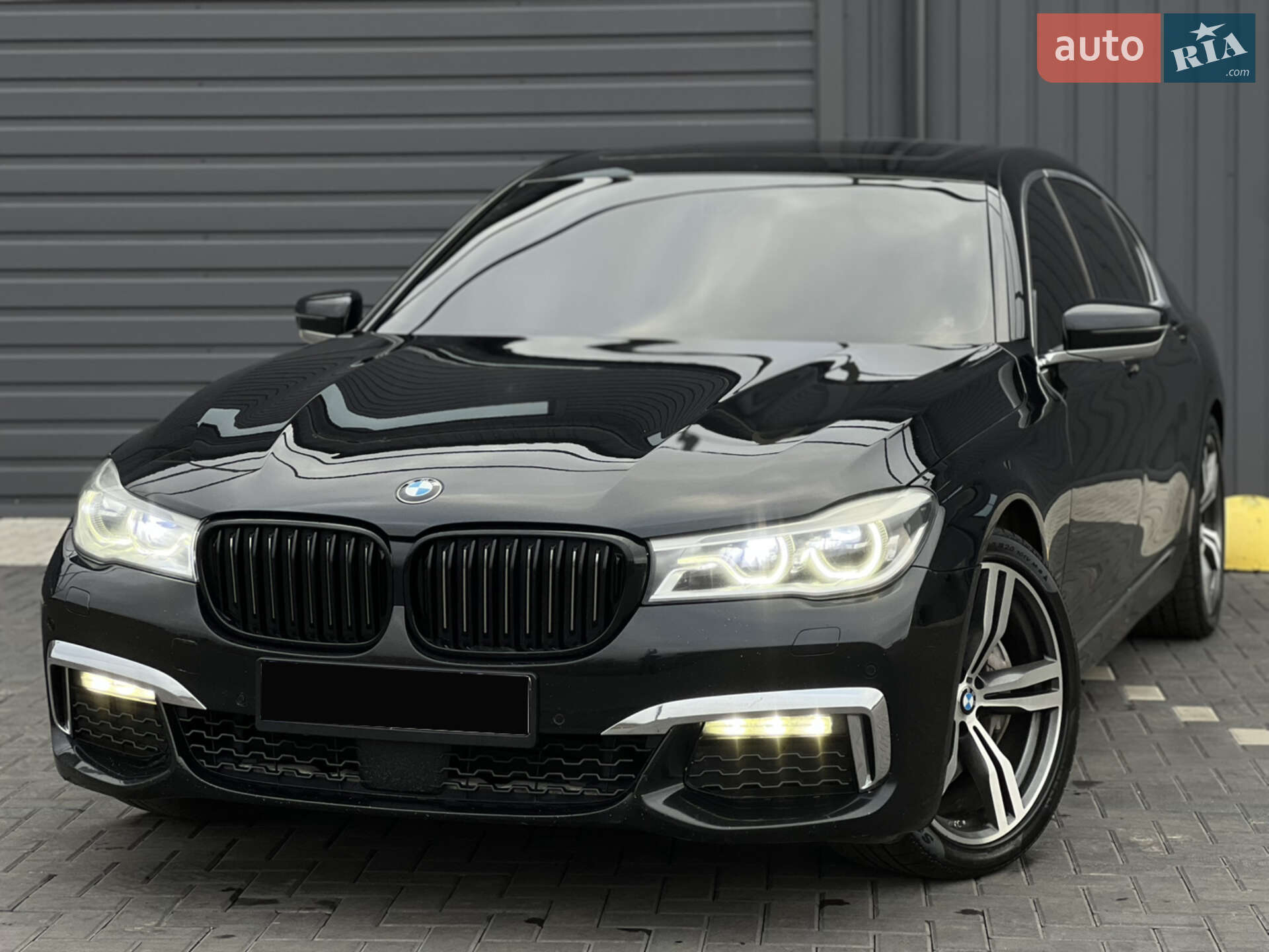 BMW 7 Series 2015