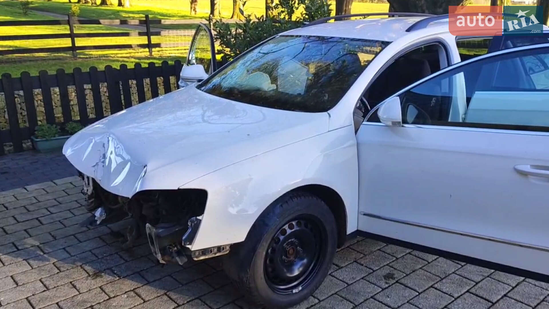 VOLKSWAGEN PASSAT 2010