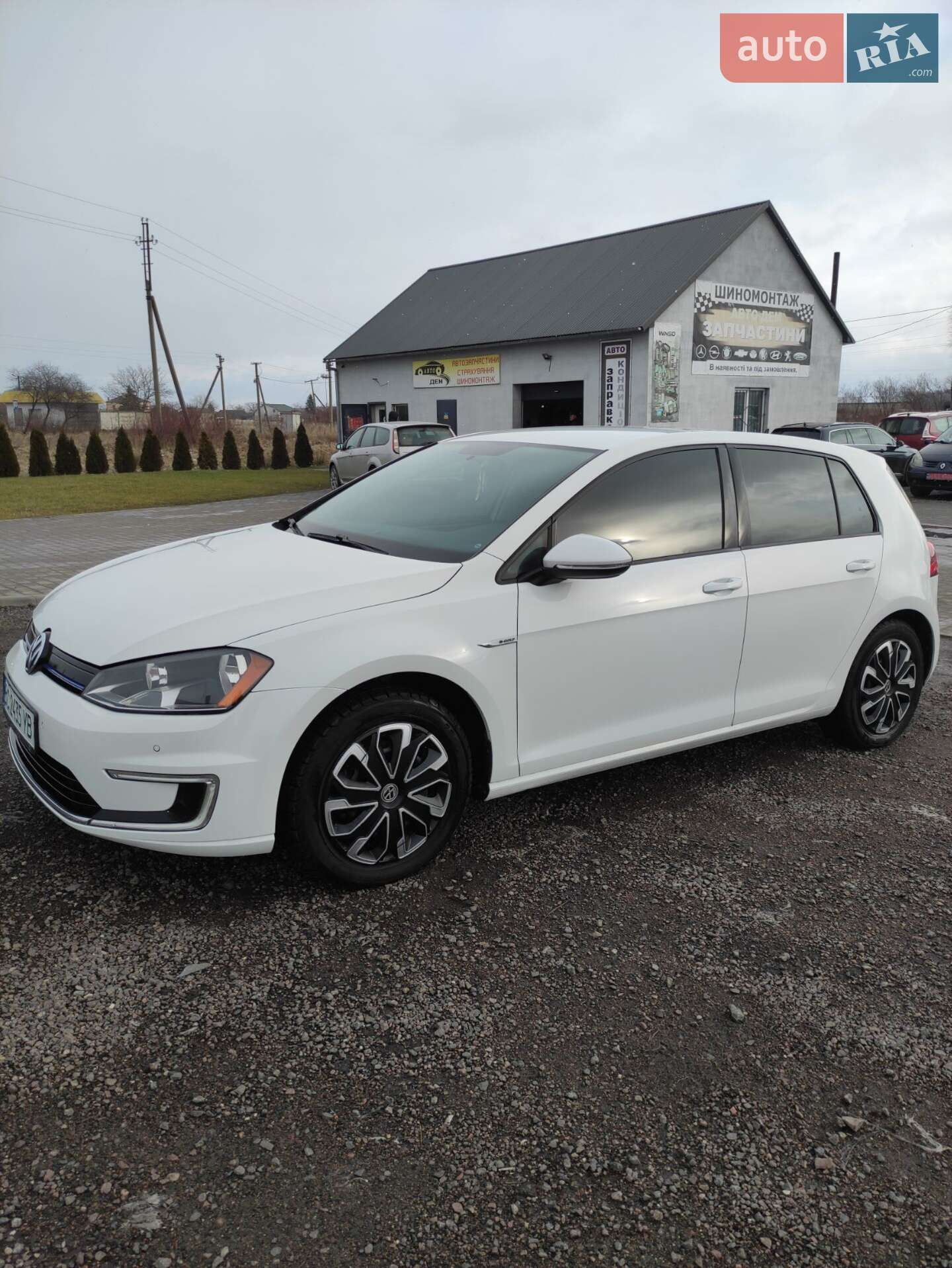 Volkswagen e-Golf 2014