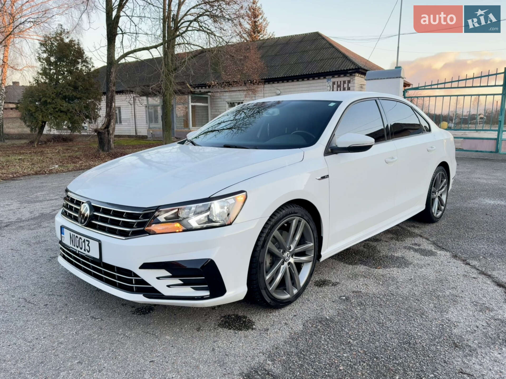 VOLKSWAGEN PASSAT 2018