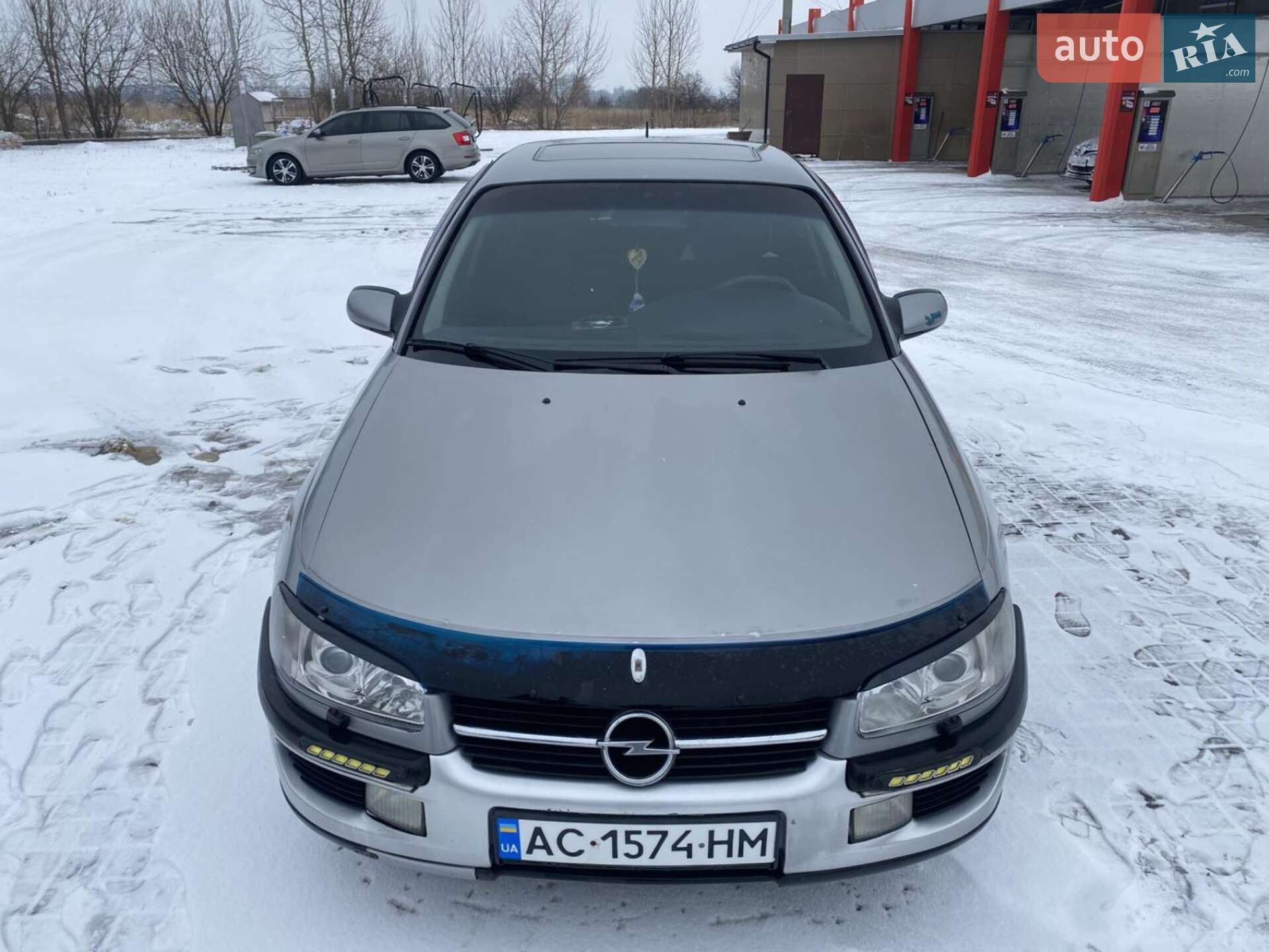 Головне фото звіту автомобіля OPEL OMEGA 1994