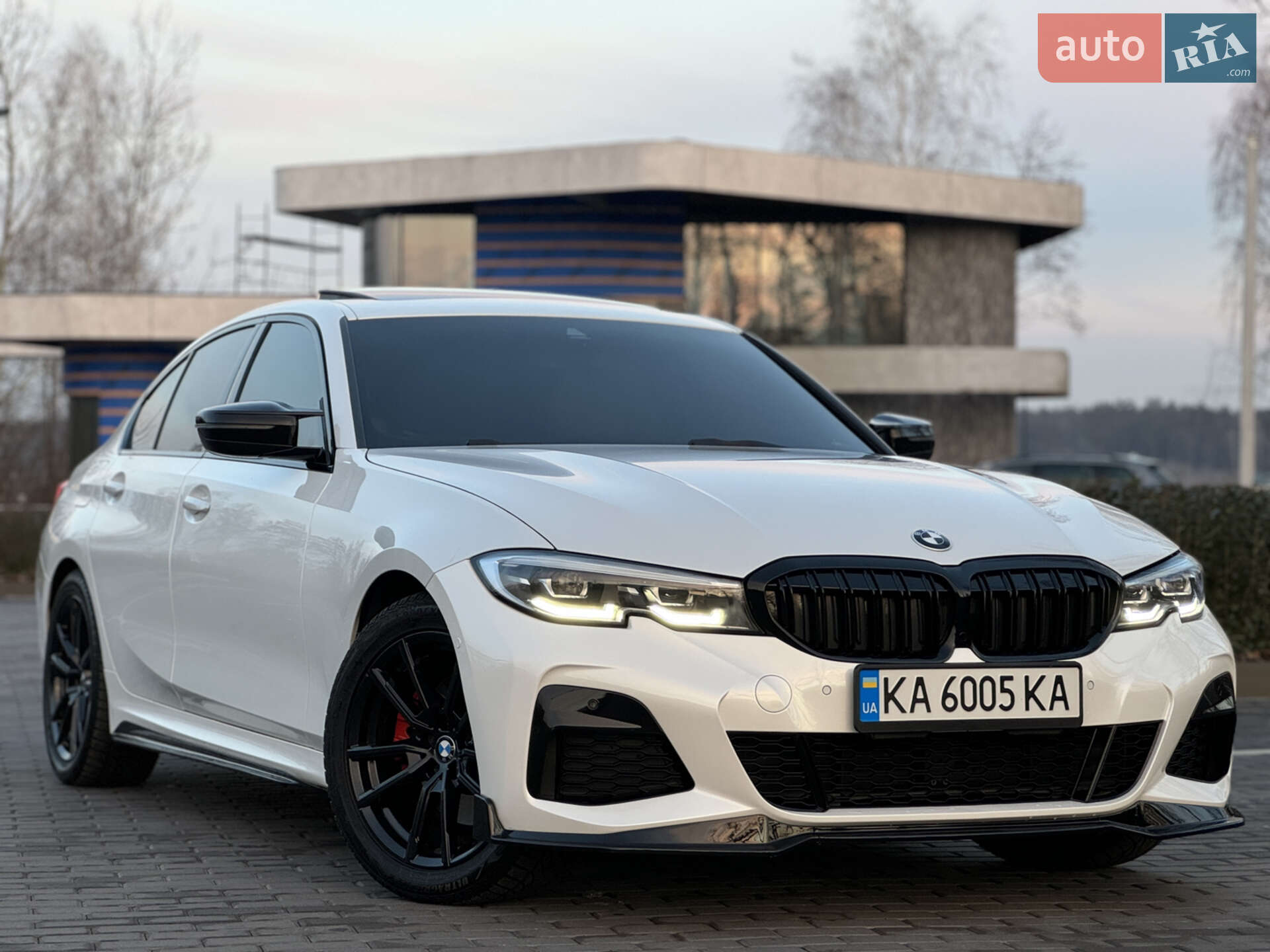 BMW 330I