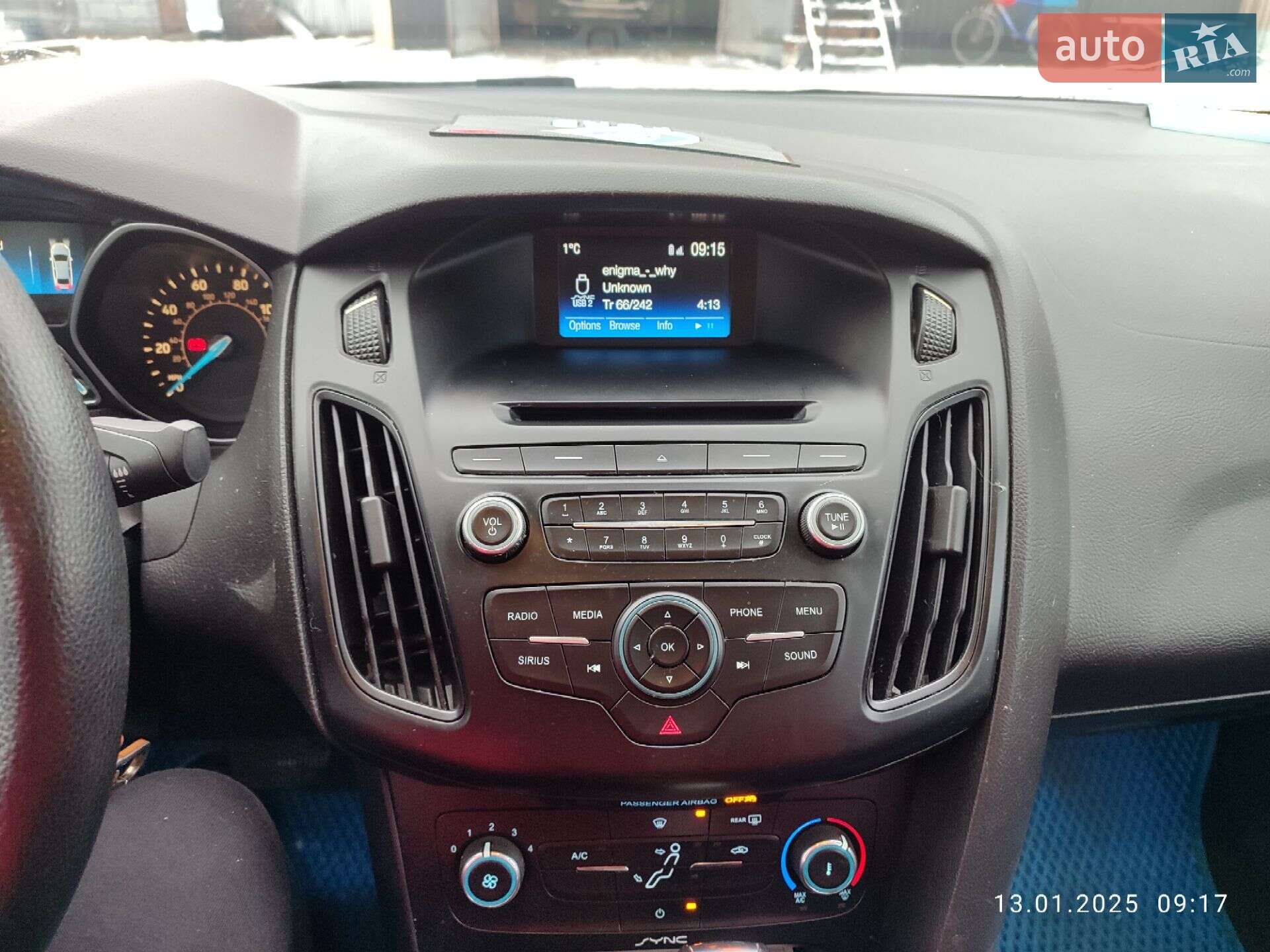 Головне фото звіту автомобіля FORD FOCUS 2016