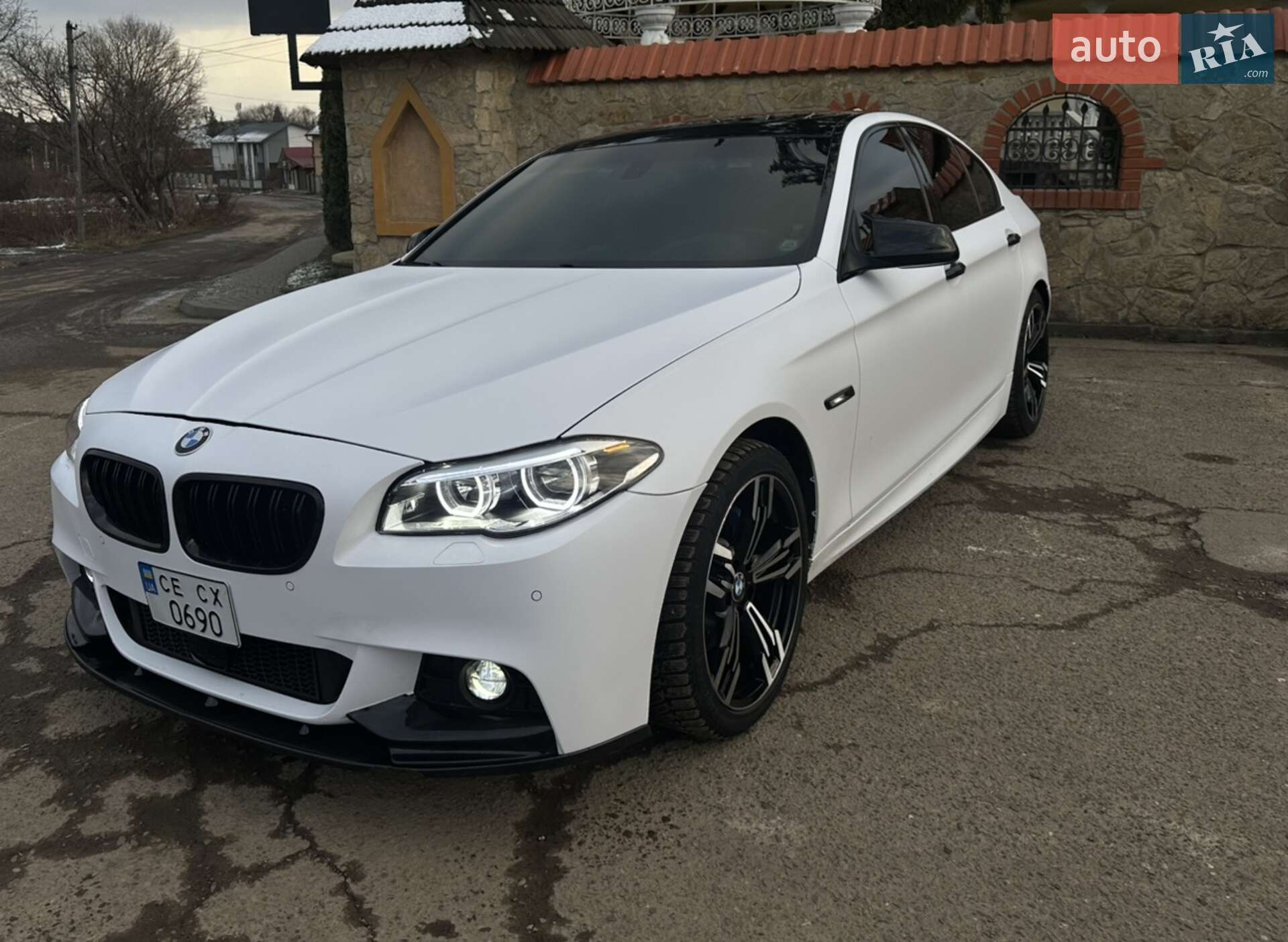 BMW 535XI 2011