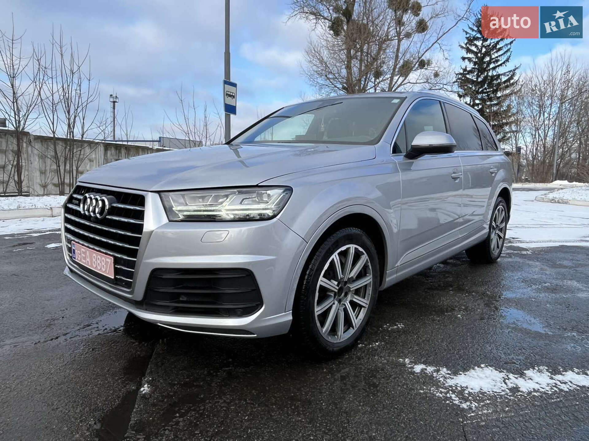 Головне фото звіту автомобіля AUDI Q7 2018
