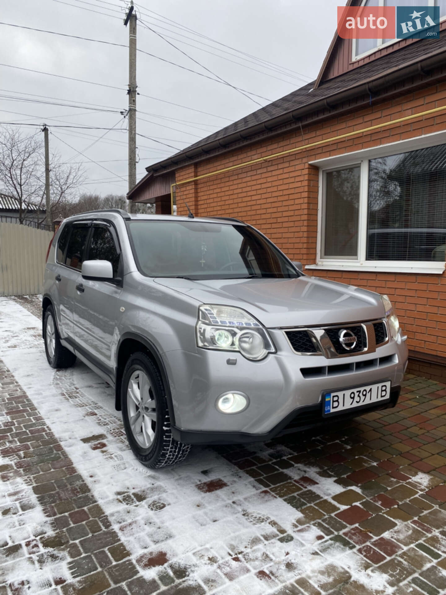 NISSAN X-TRAIL 2011