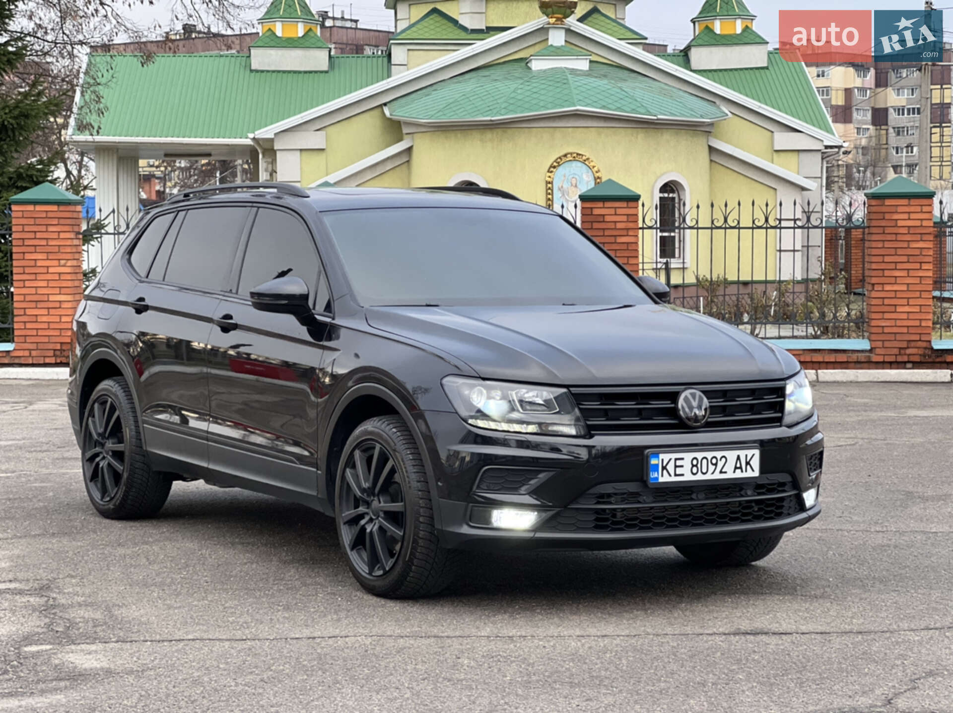 VOLKSWAGEN TIGUAN 2017