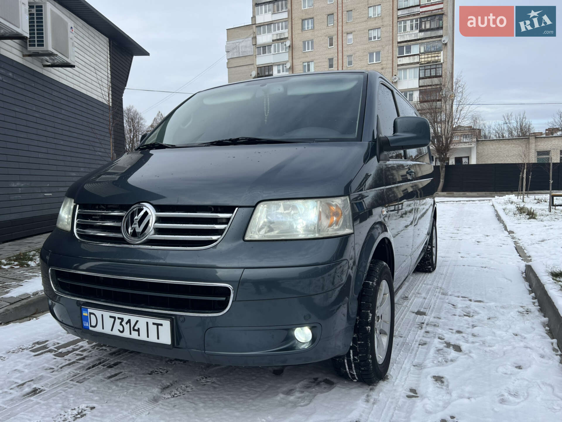 VOLKSWAGEN TRANSPORTER 2009
