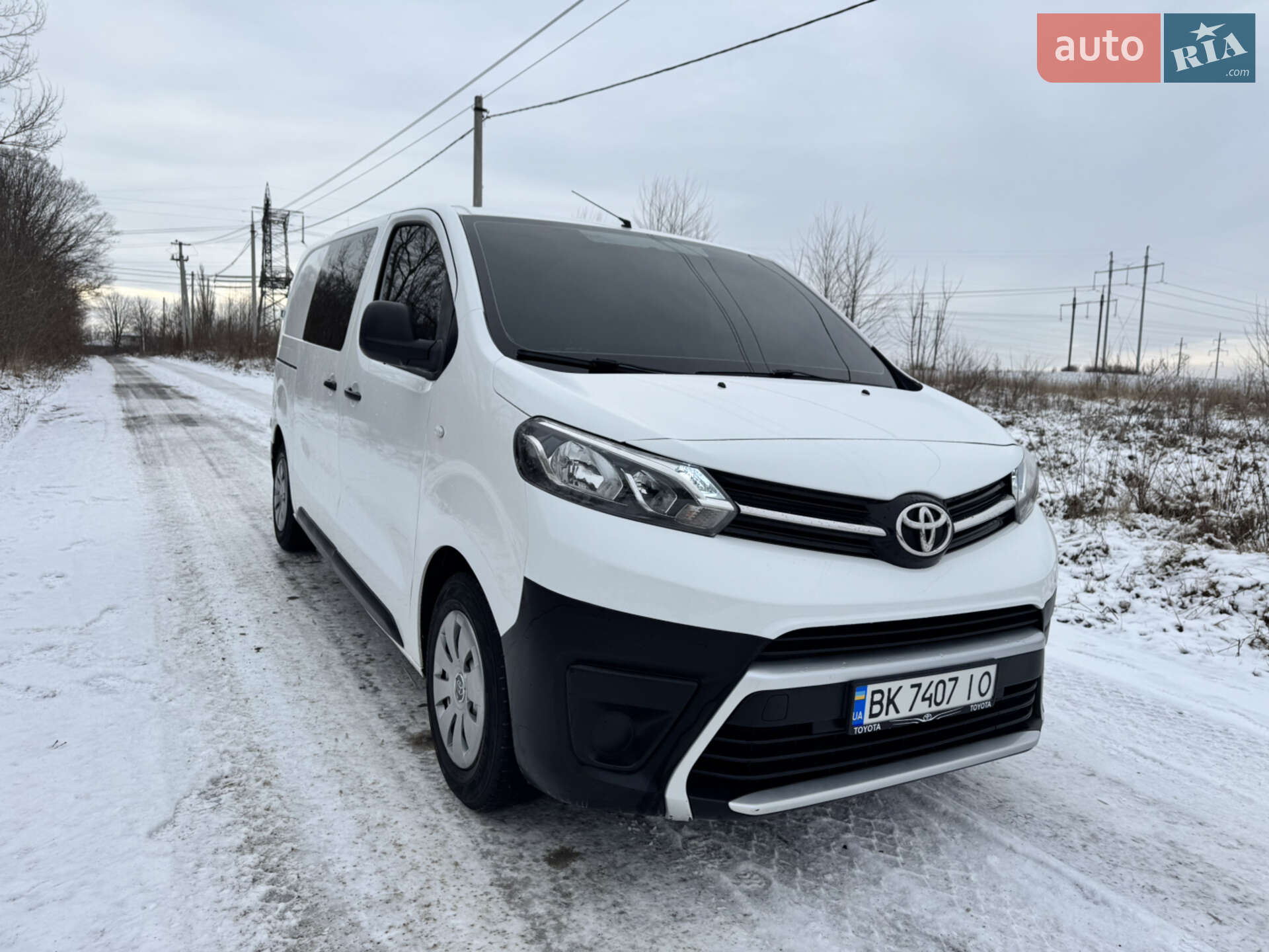TOYOTA PROACE 2016