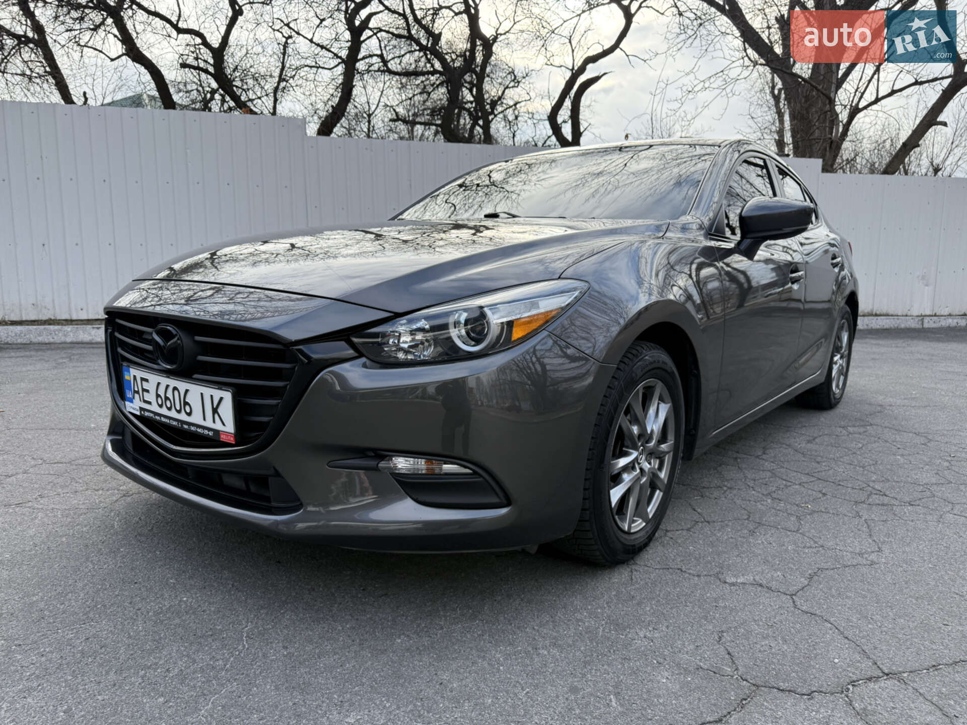 Головне фото звіту автомобіля MAZDA 3 2017