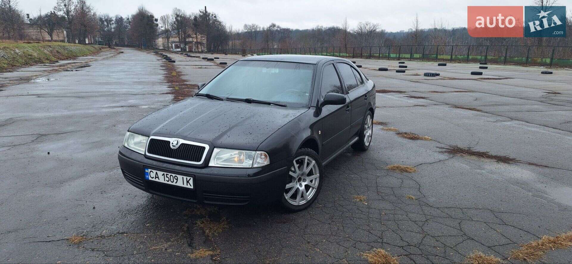 Головне фото звіту автомобіля SKODA OCTAVIA 2002