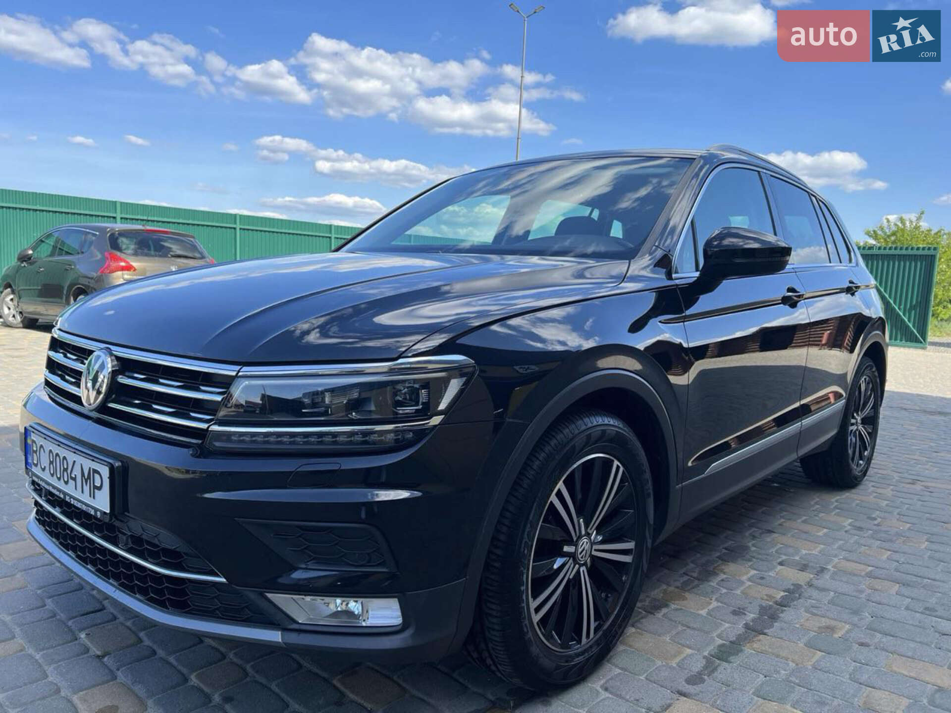 VOLKSWAGEN TIGUAN 2017