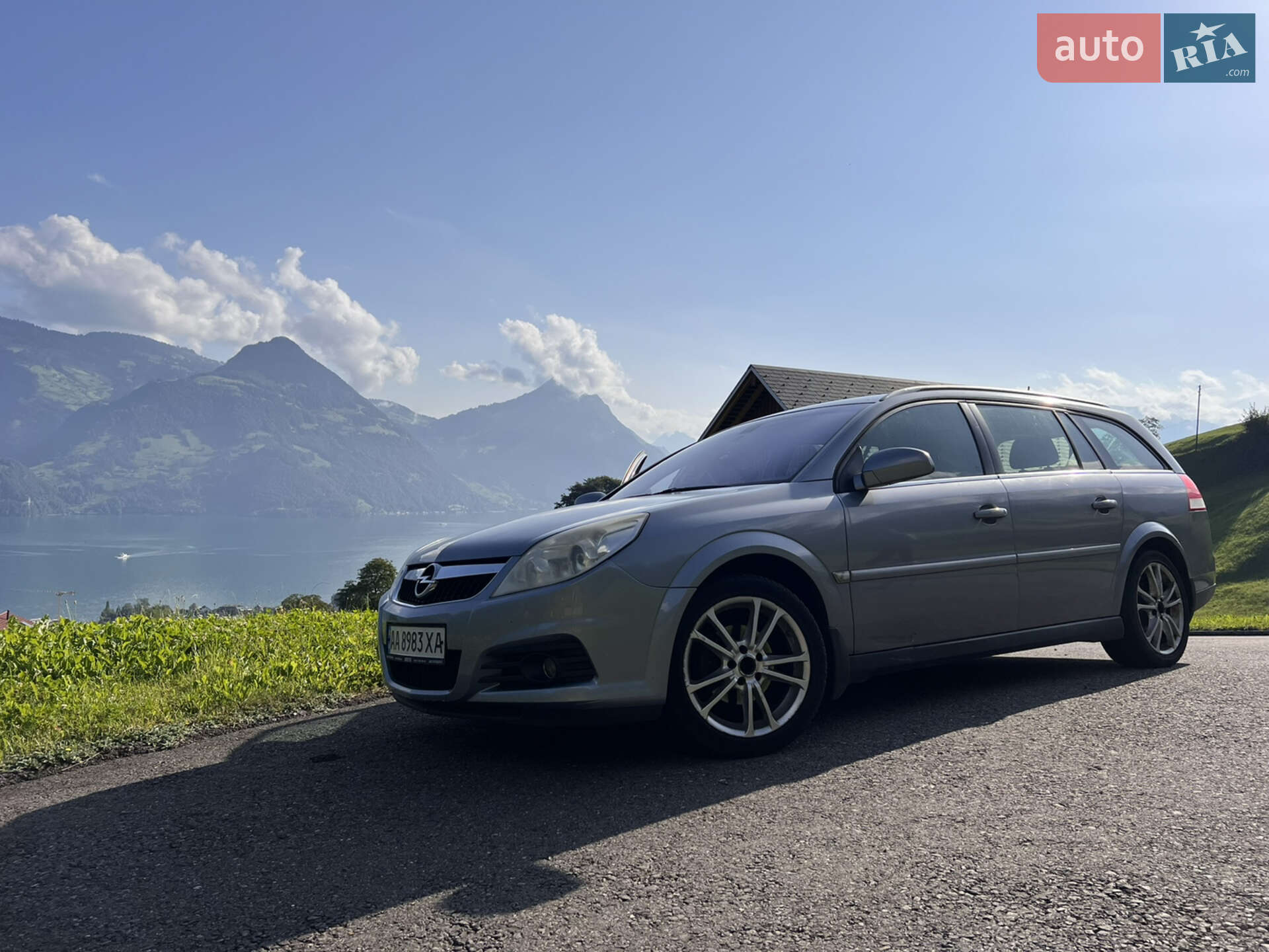 Головне фото звіту автомобіля OPEL VECTRA 2006