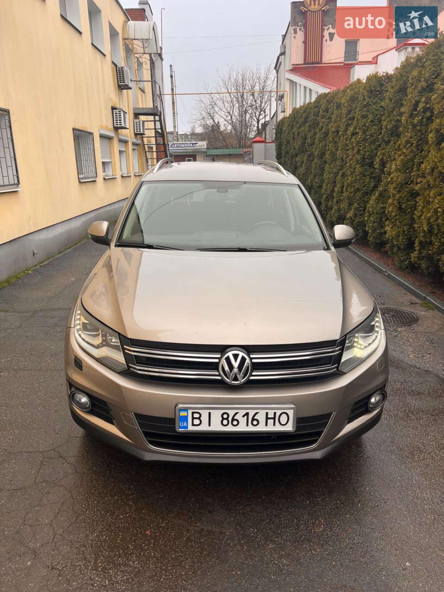 VOLKSWAGEN TIGUAN 2012