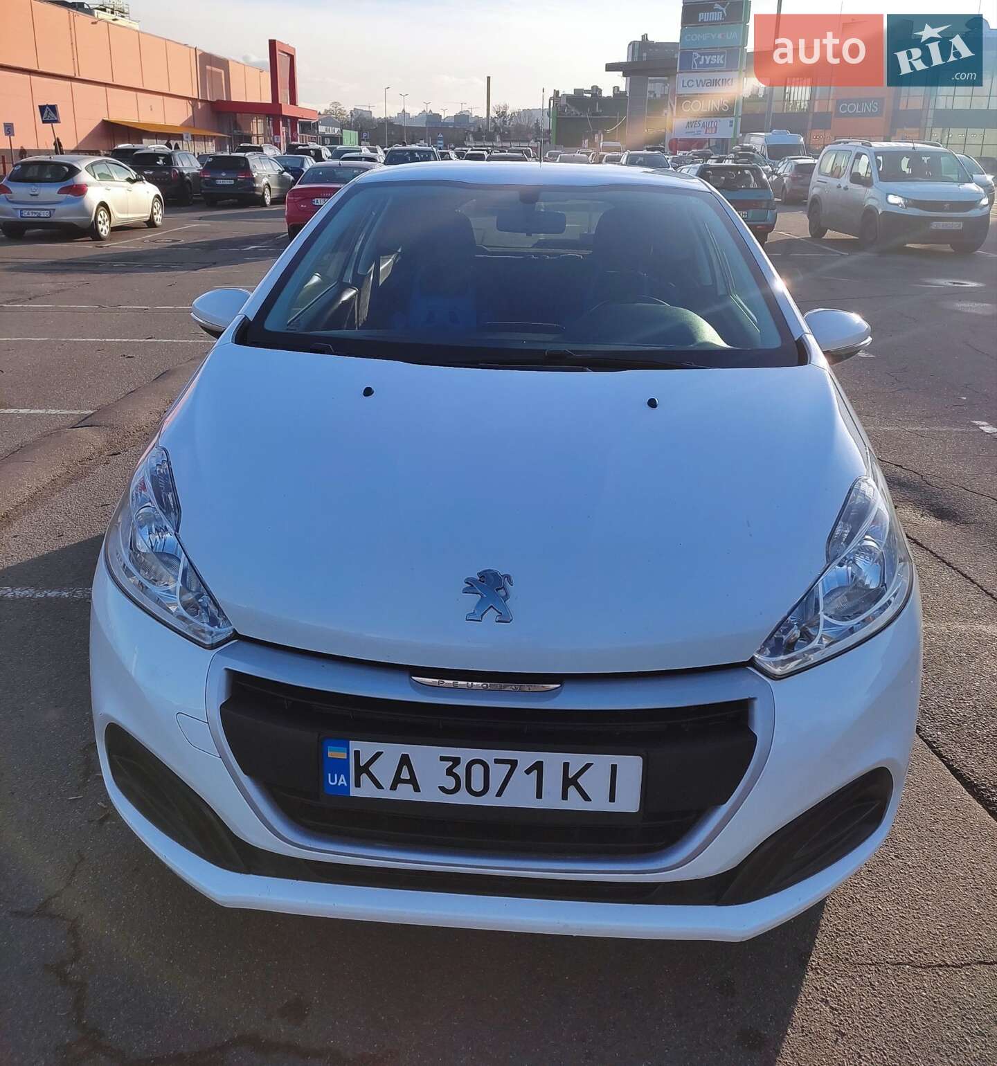 PEUGEOT 208 2016