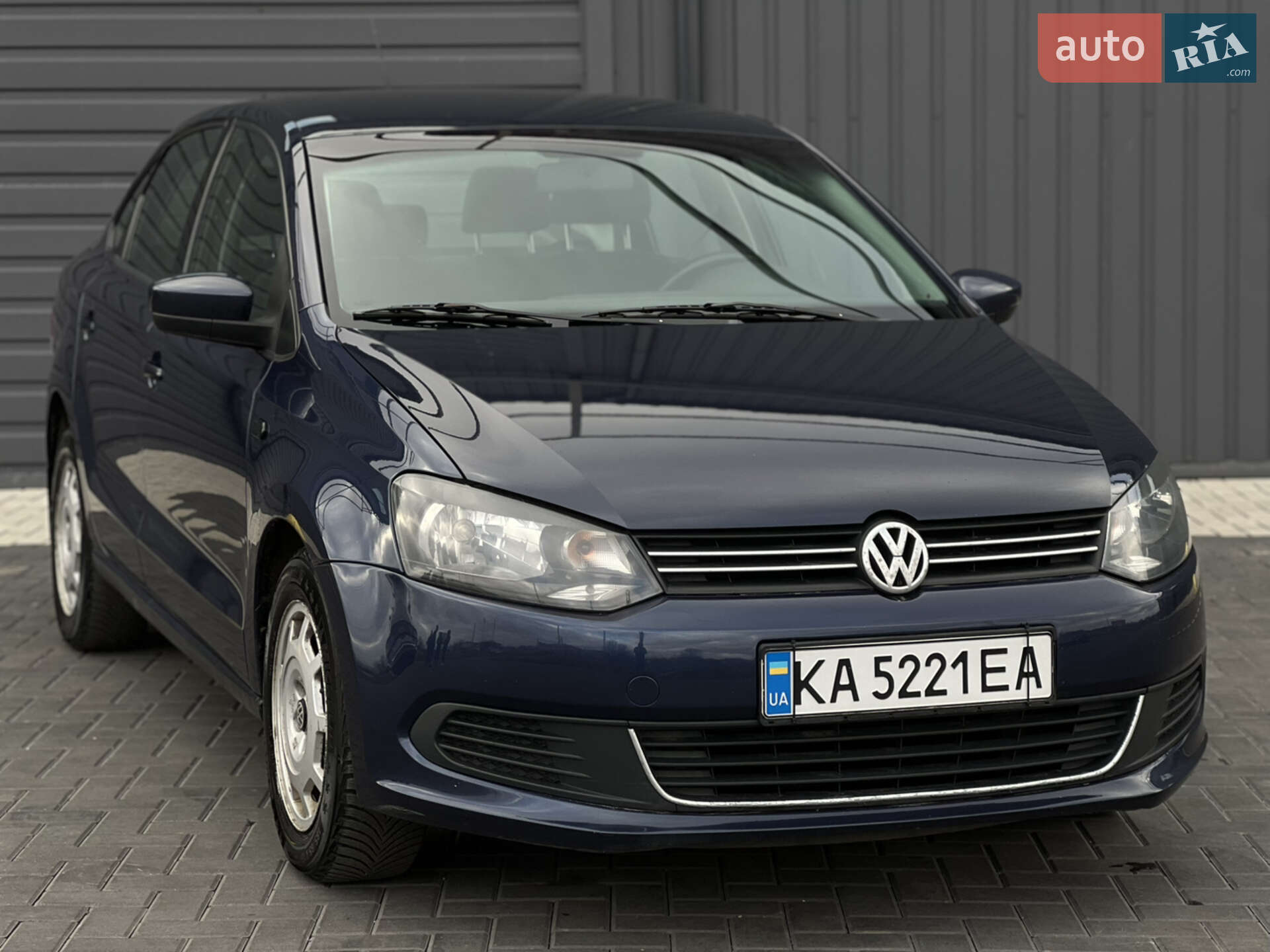 VOLKSWAGEN POLO 2012