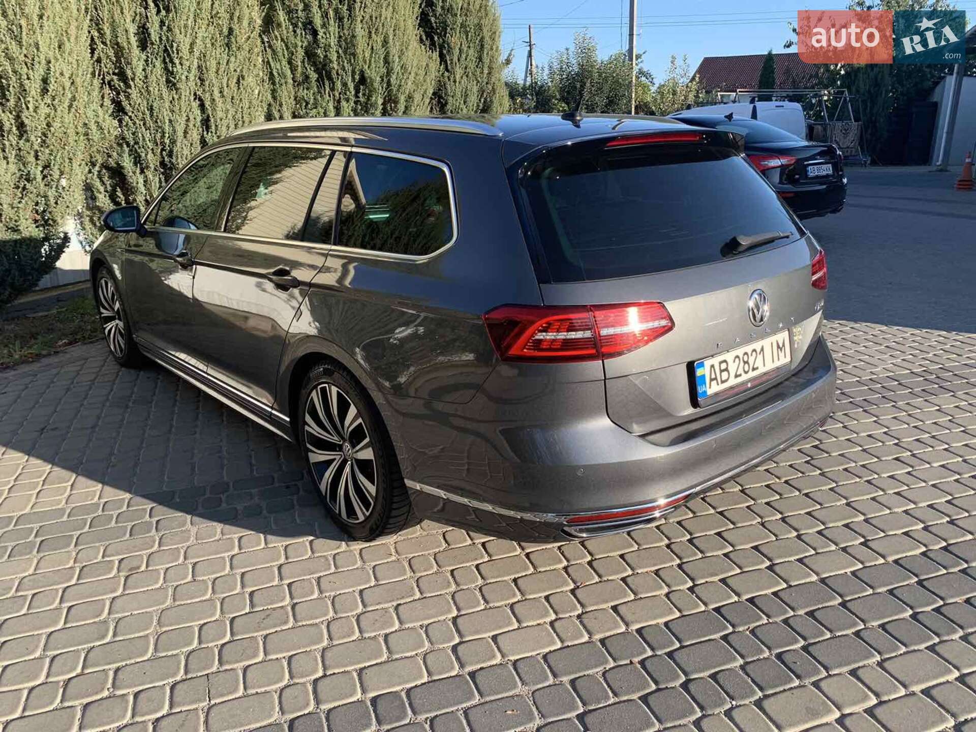 VOLKSWAGEN PASSAT 2015