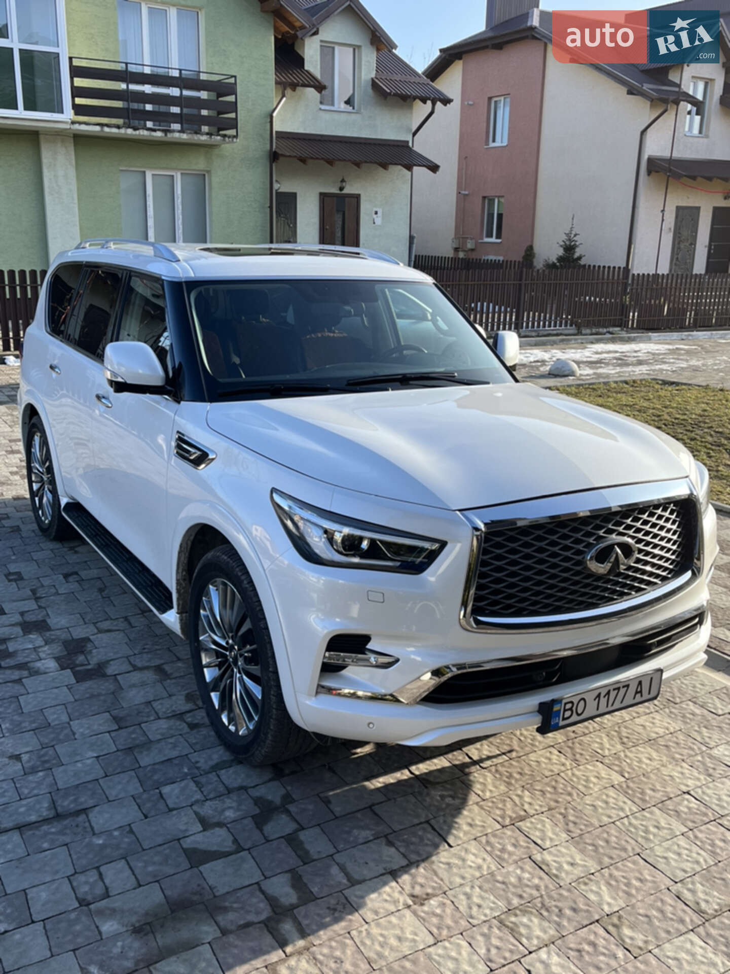 INFINITI QX80 2021