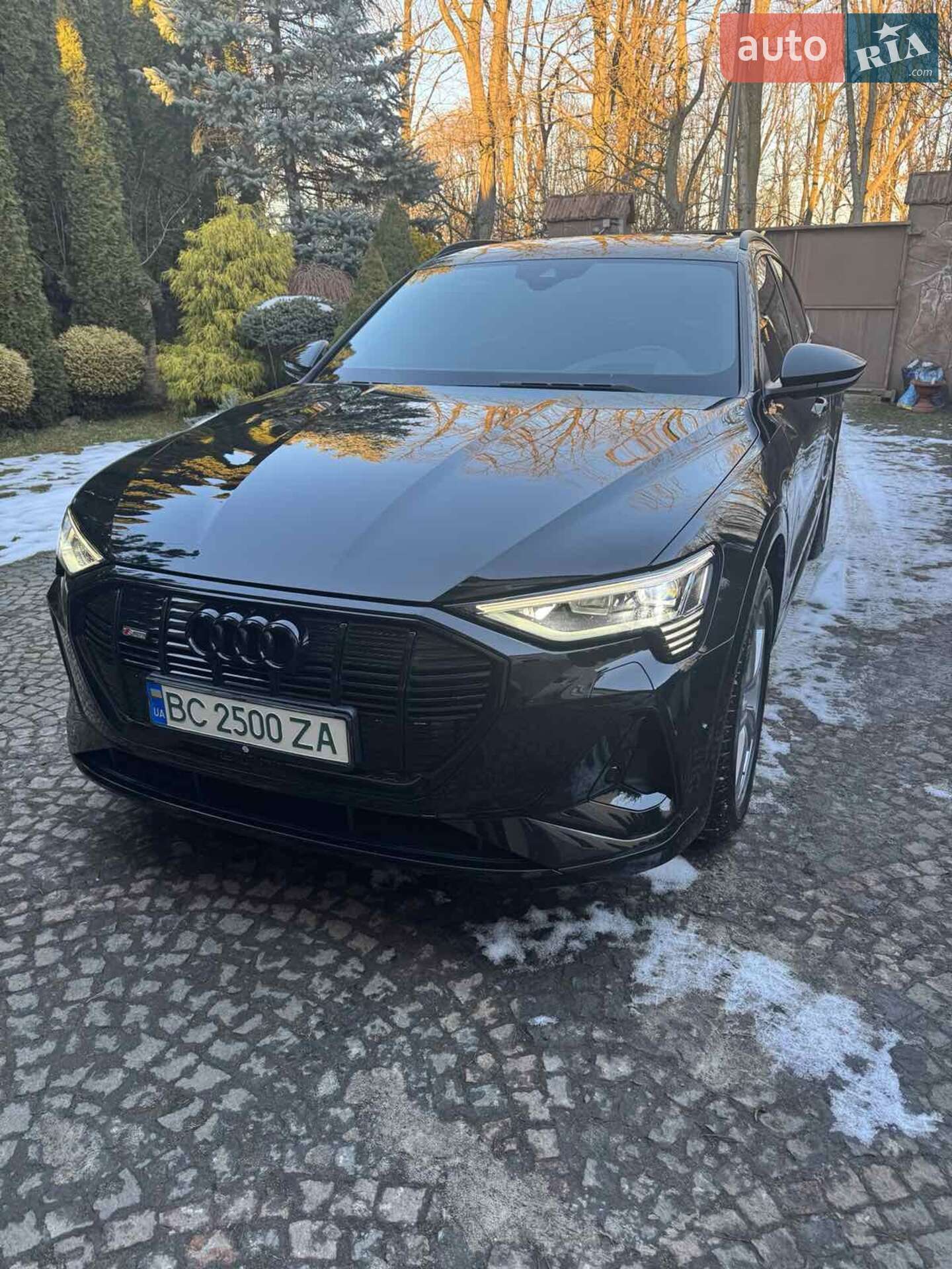 AUDI E-TRON 2021