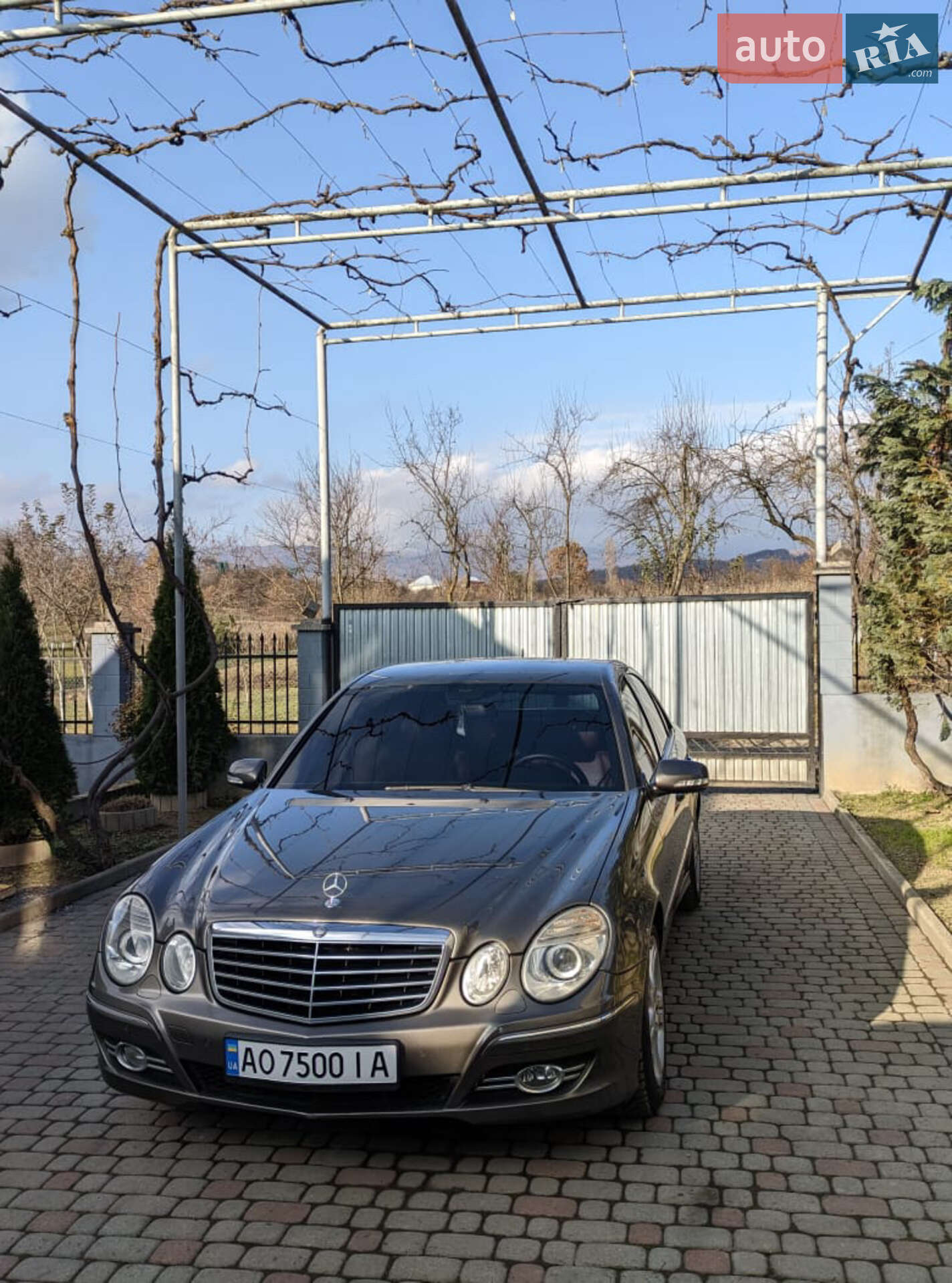 Mercedes-Benz E-Class 2008