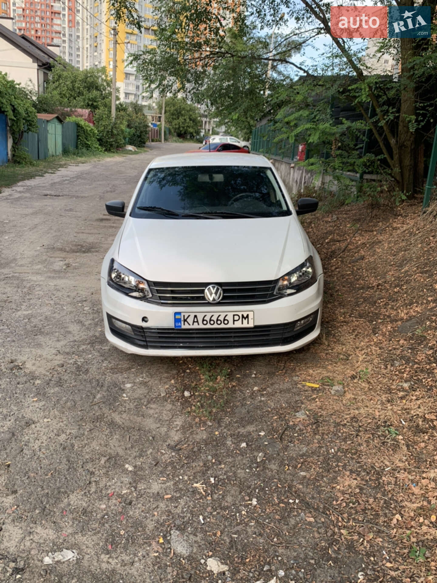 VOLKSWAGEN POLO 2016
