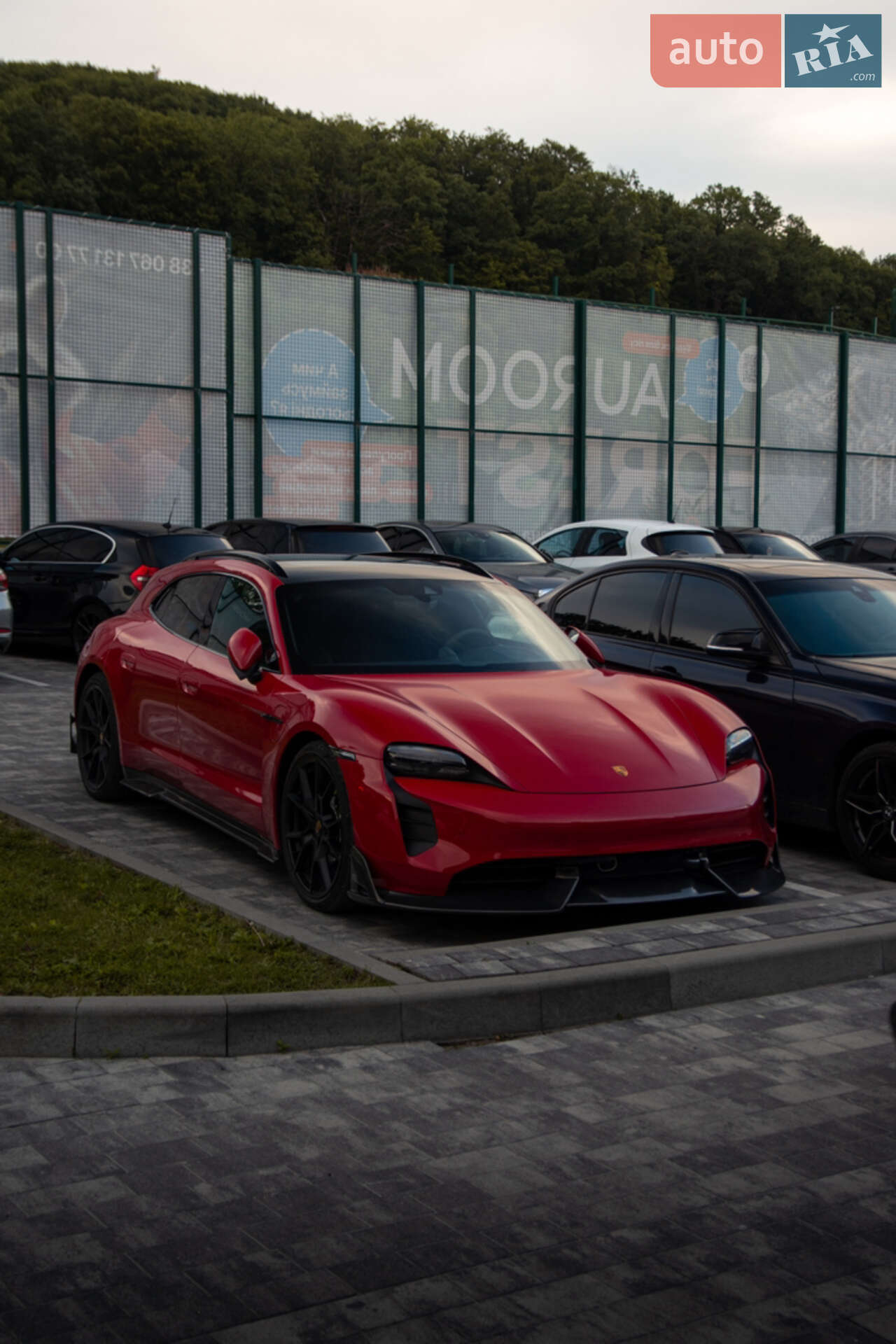 PORSCHE TAYCAN 2022