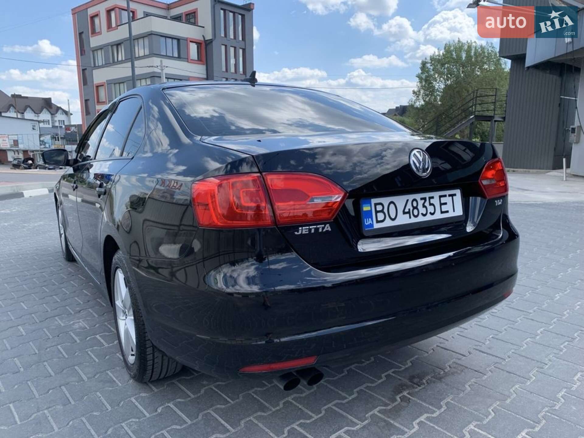 VOLKSWAGEN JETTA 2011