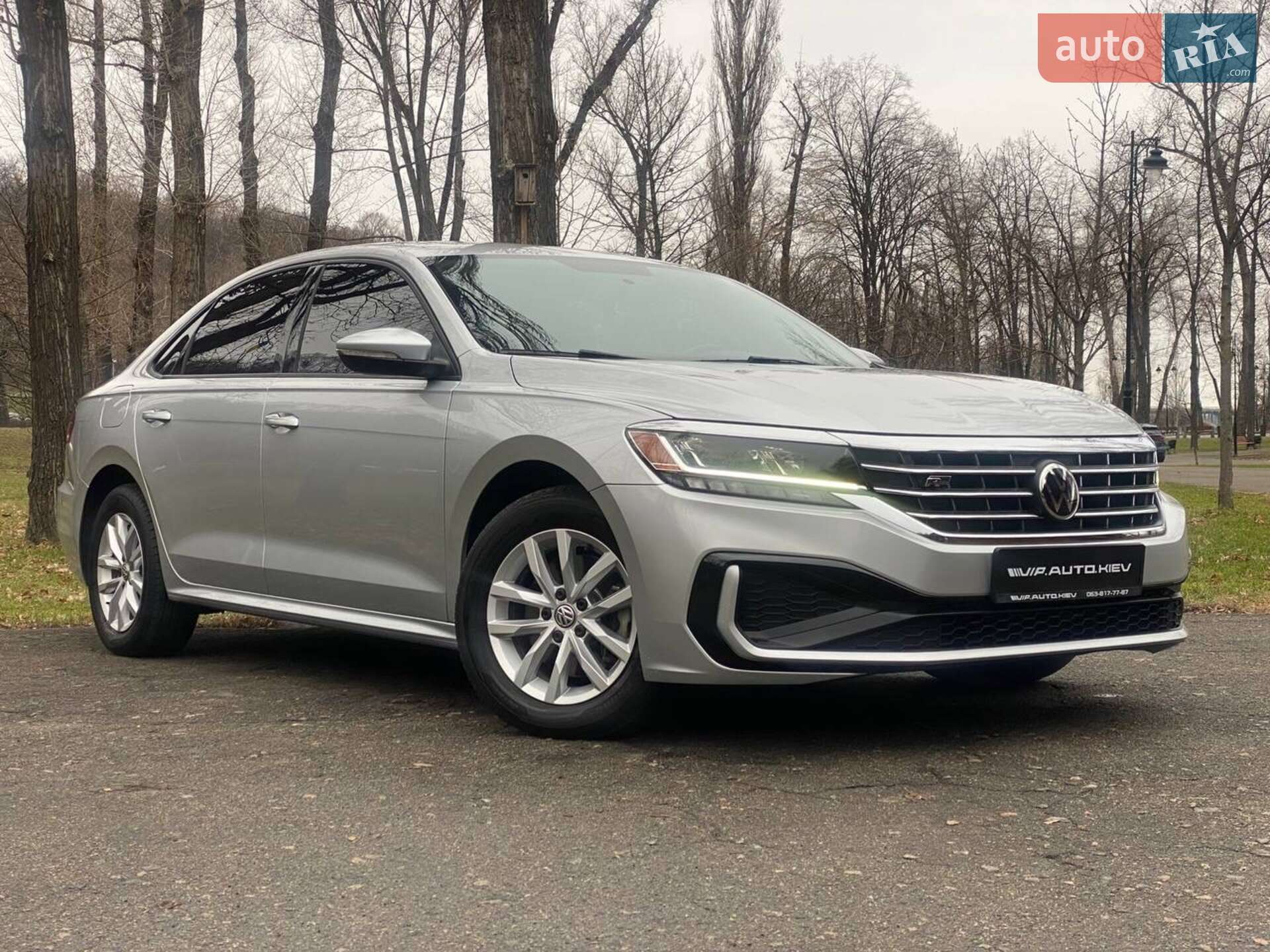 VOLKSWAGEN PASSAT 2020