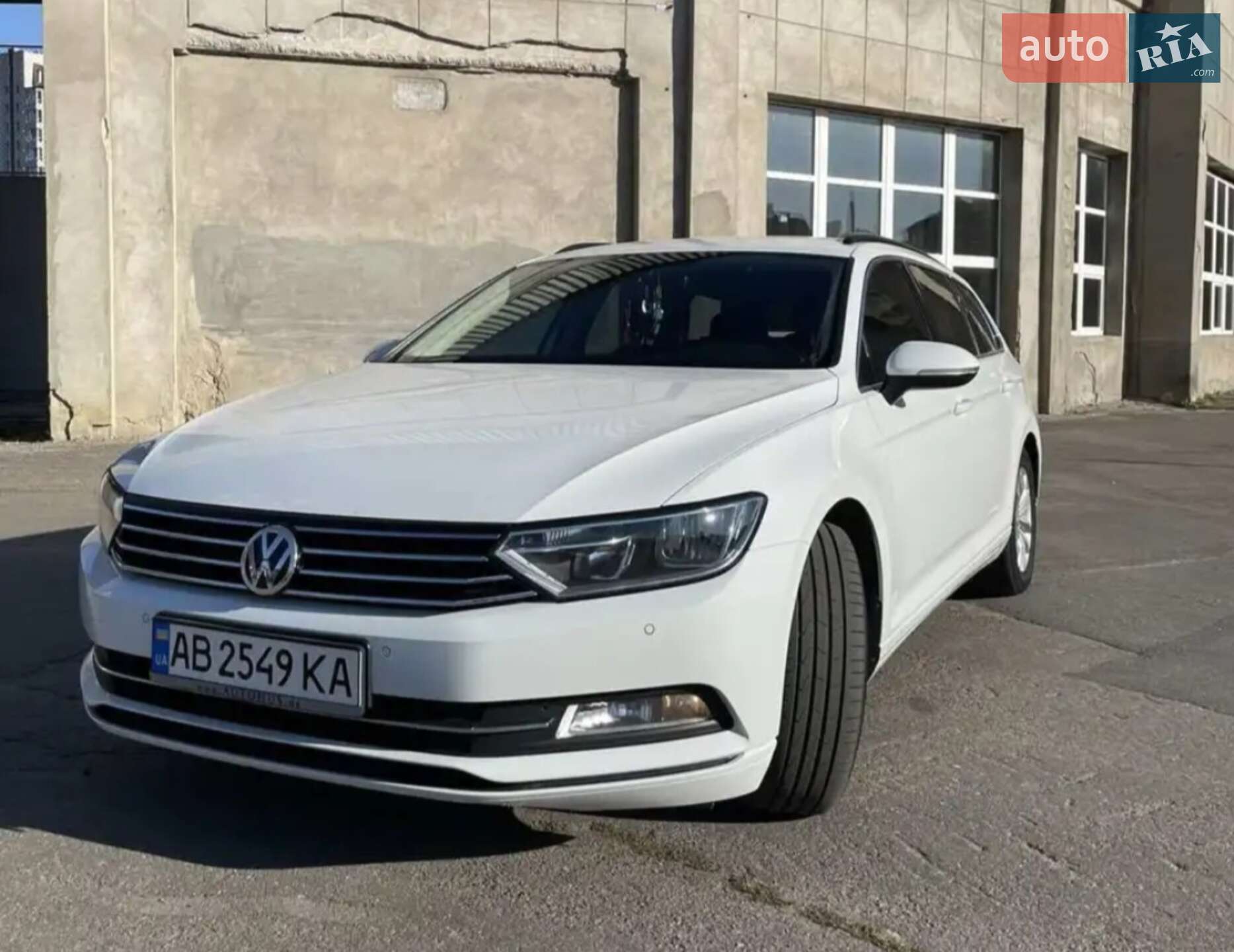 VOLKSWAGEN PASSAT 2016