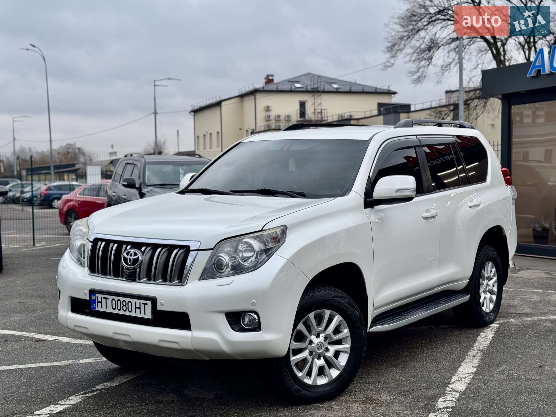 Головне фото звіту автомобіля TOYOTA LAND CRUISER 150 2010
