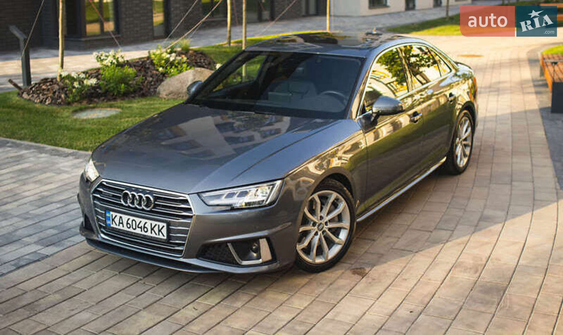AUDI A4