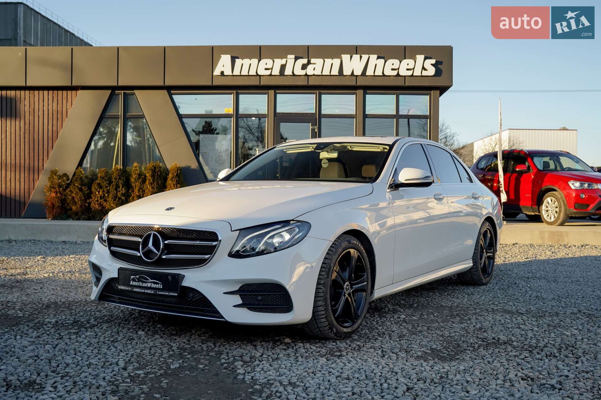 MERCEDES-BENZ E 300 2017
