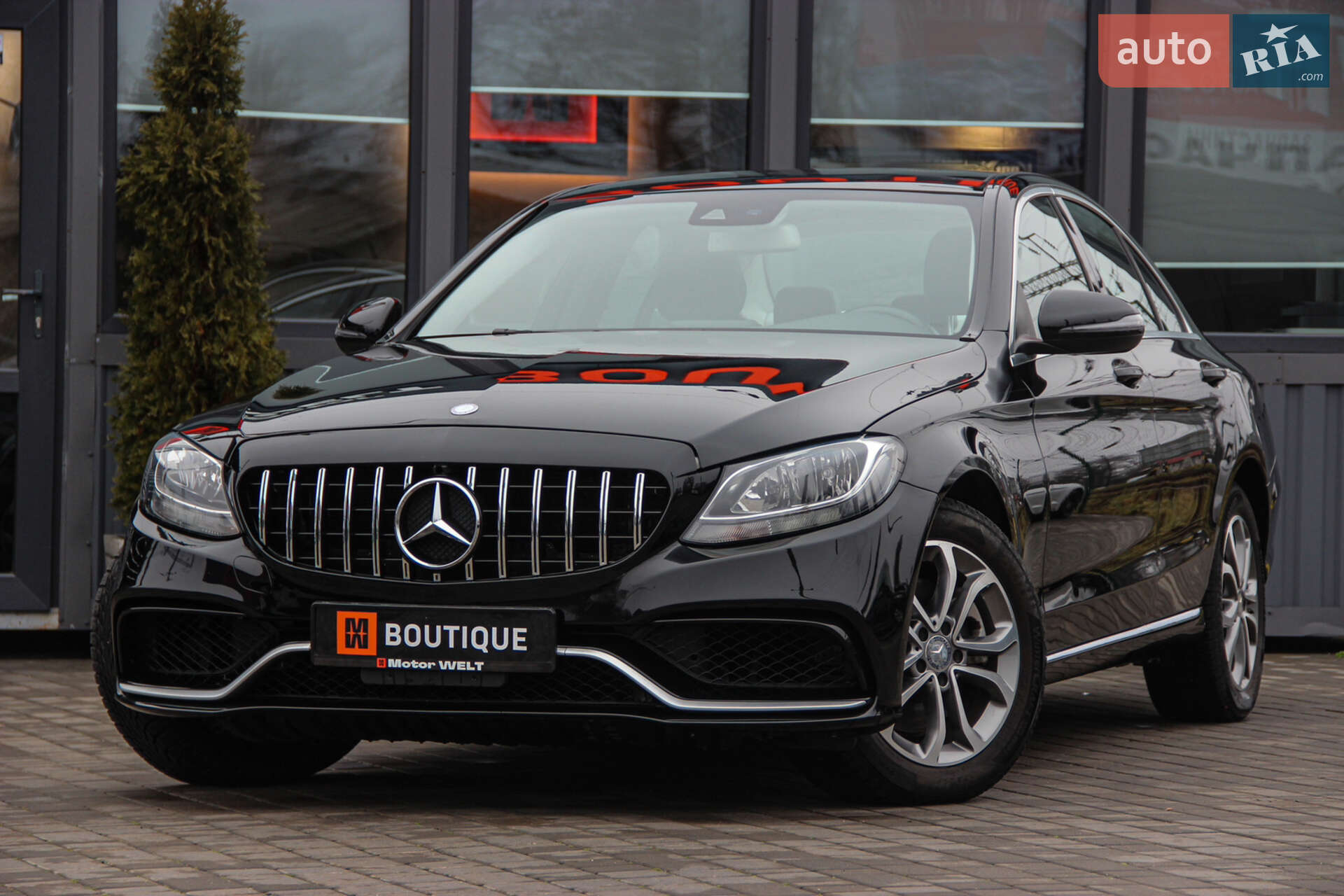 MERCEDES-BENZ C 300 2016