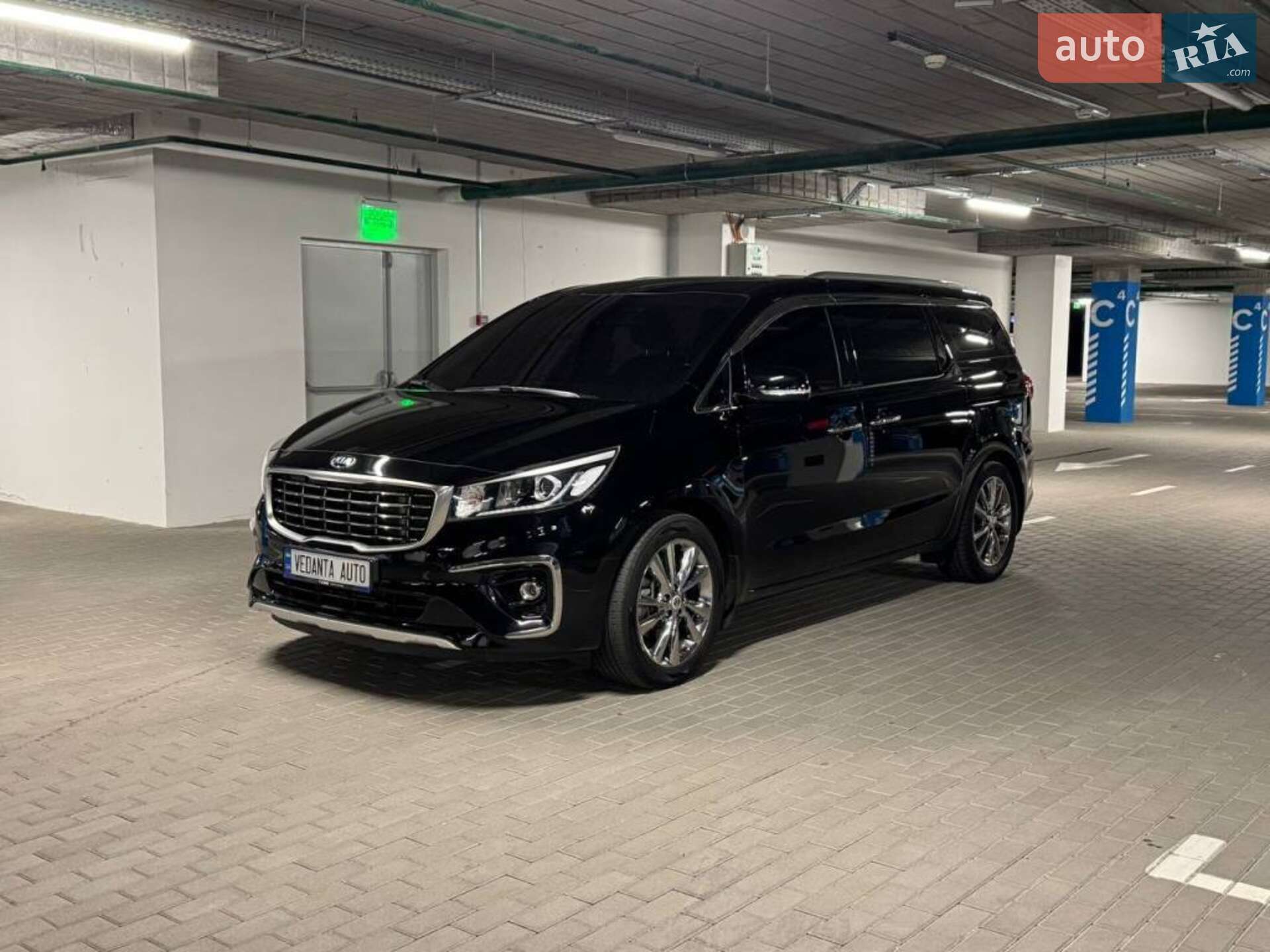 KIA CARNIVAL 2018