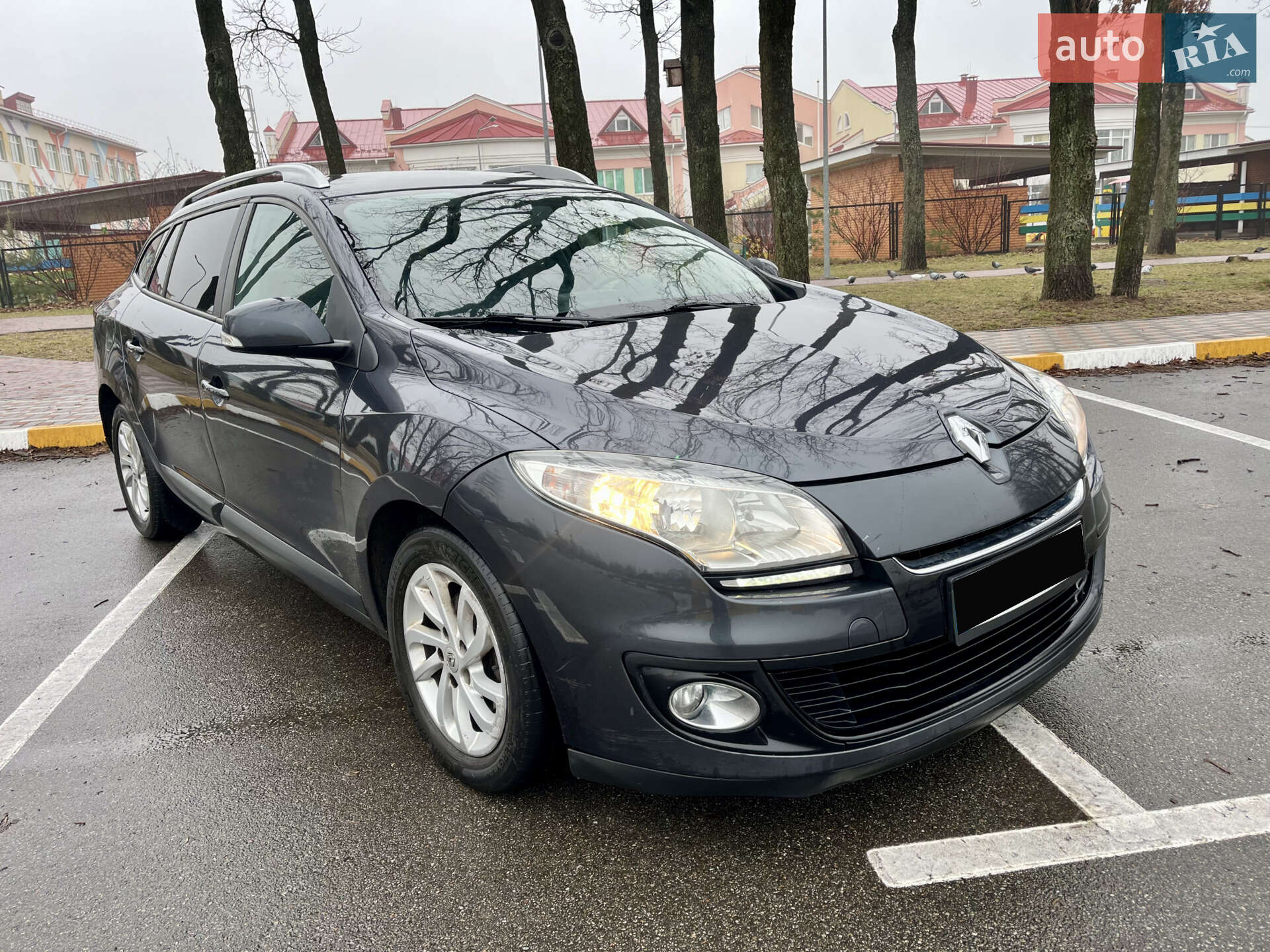 Головне фото звіту автомобіля RENAULT MEGANE 2013