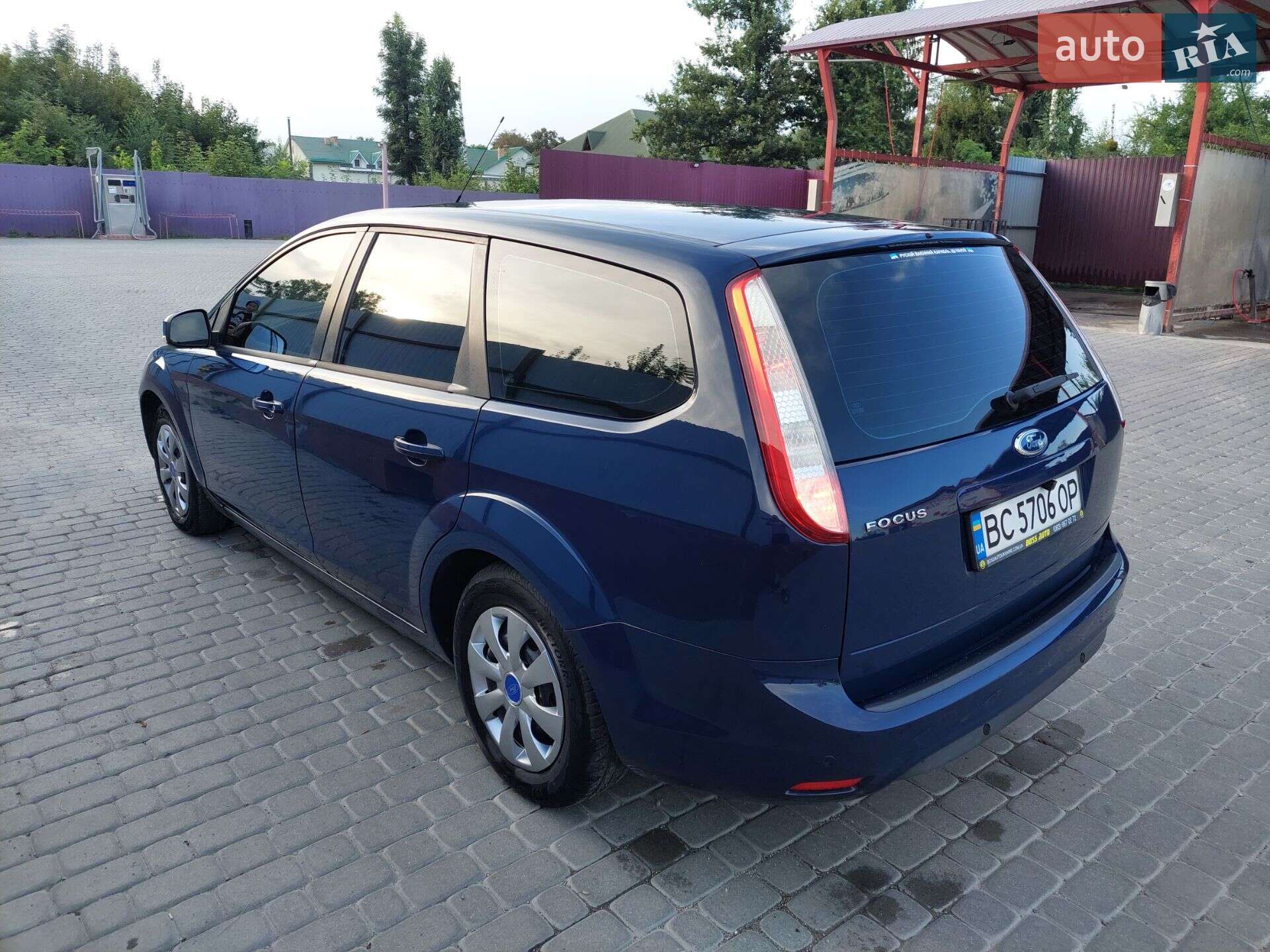 Головне фото звіту автомобіля FORD FOCUS 2010