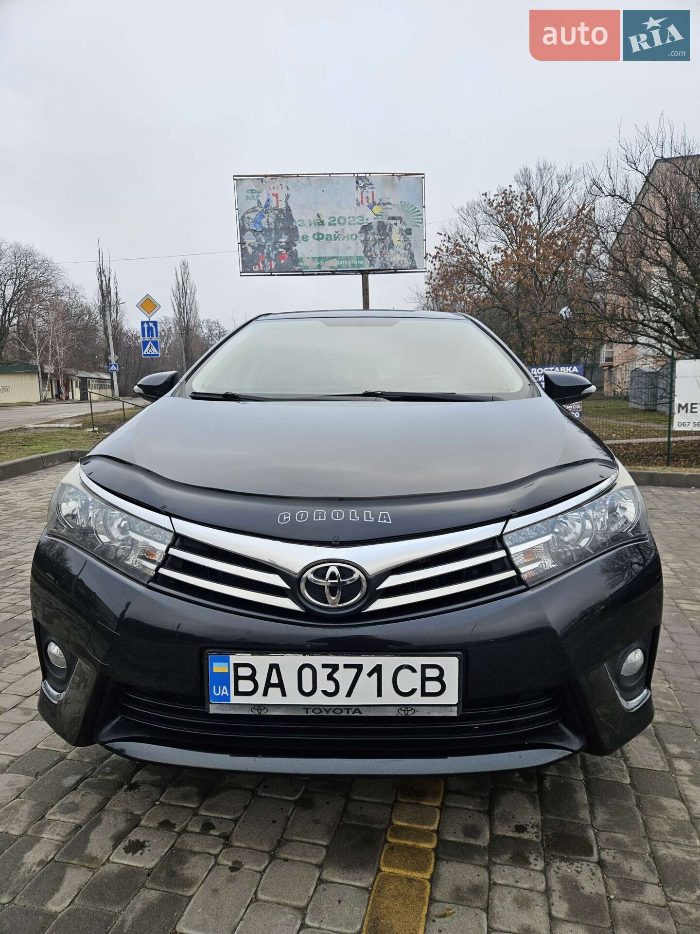 Головне фото звіту автомобіля TOYOTA COROLLA 2013