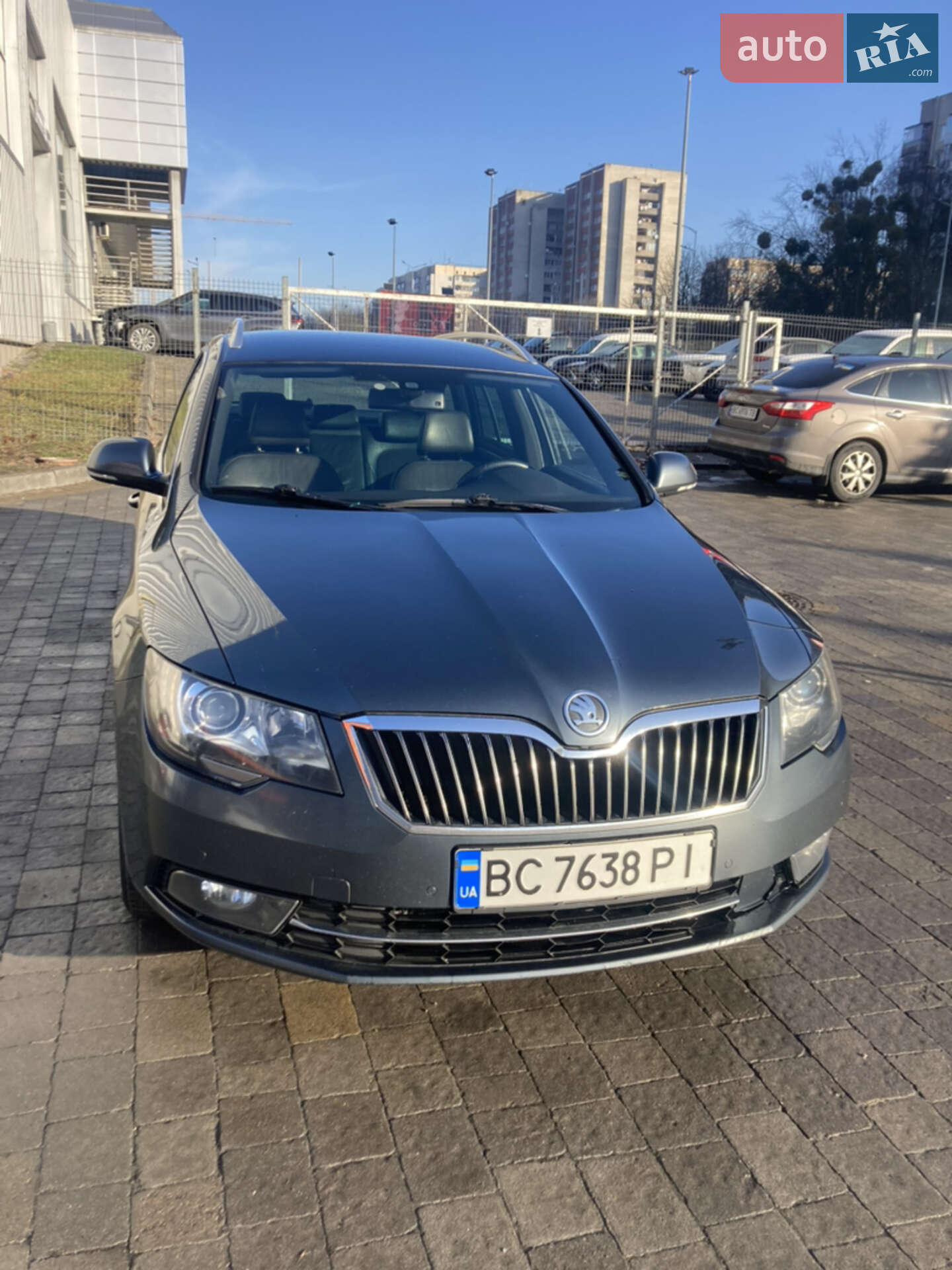 Головне фото звіту автомобіля SKODA SUPERB 2013