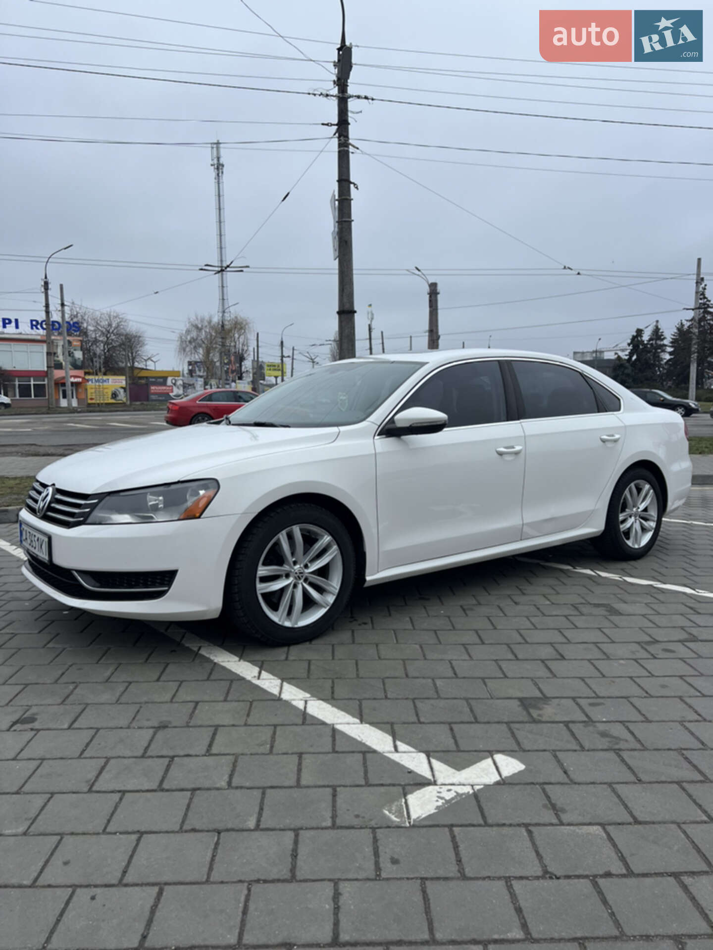 VOLKSWAGEN PASSAT 2012