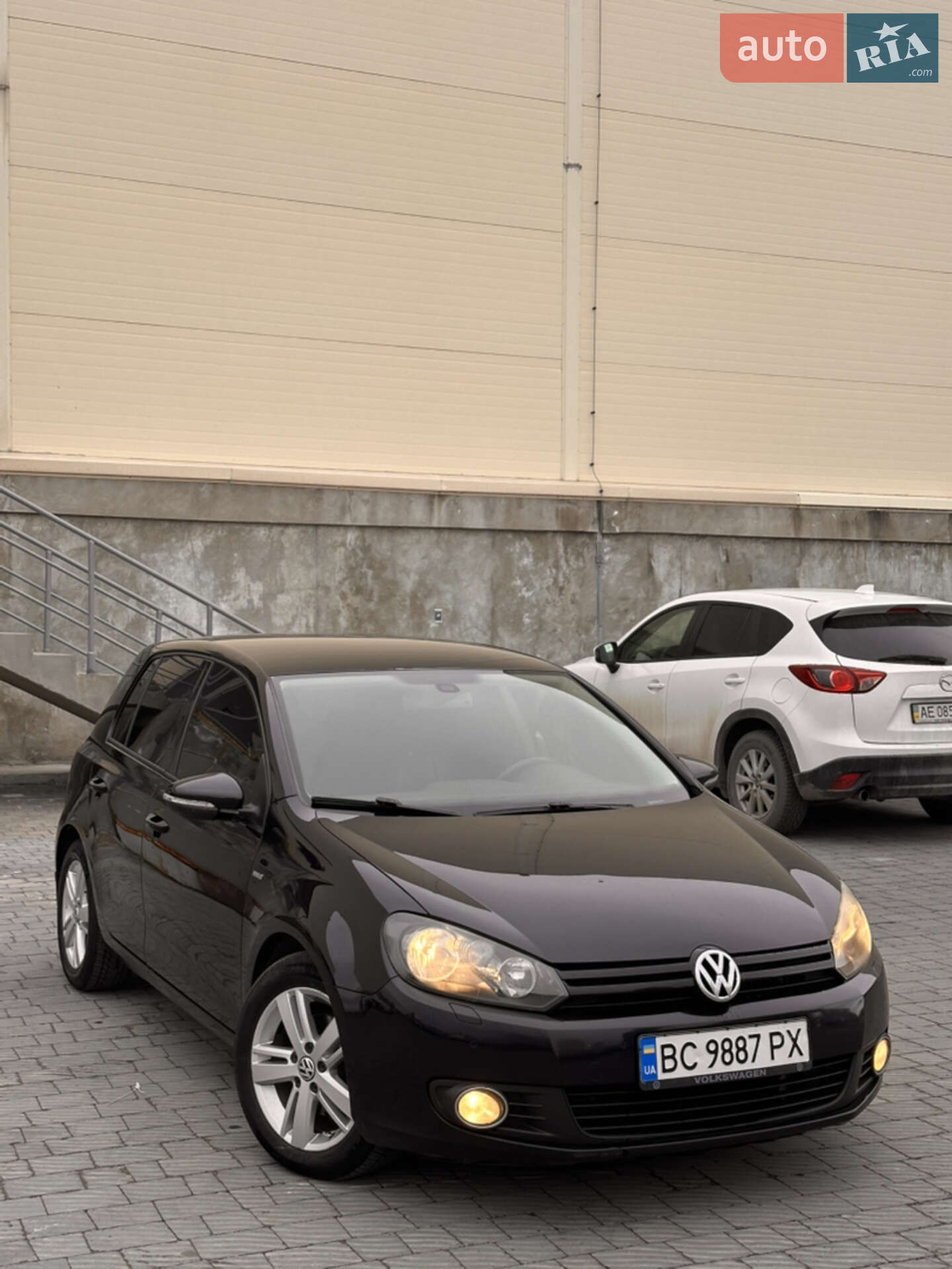 VOLKSWAGEN GOLF 2012