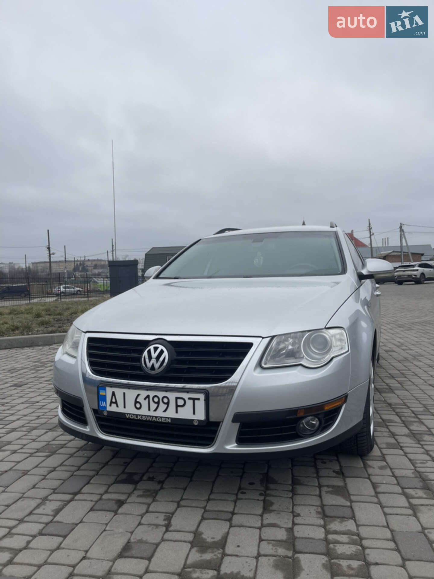 VOLKSWAGEN PASSAT 2009