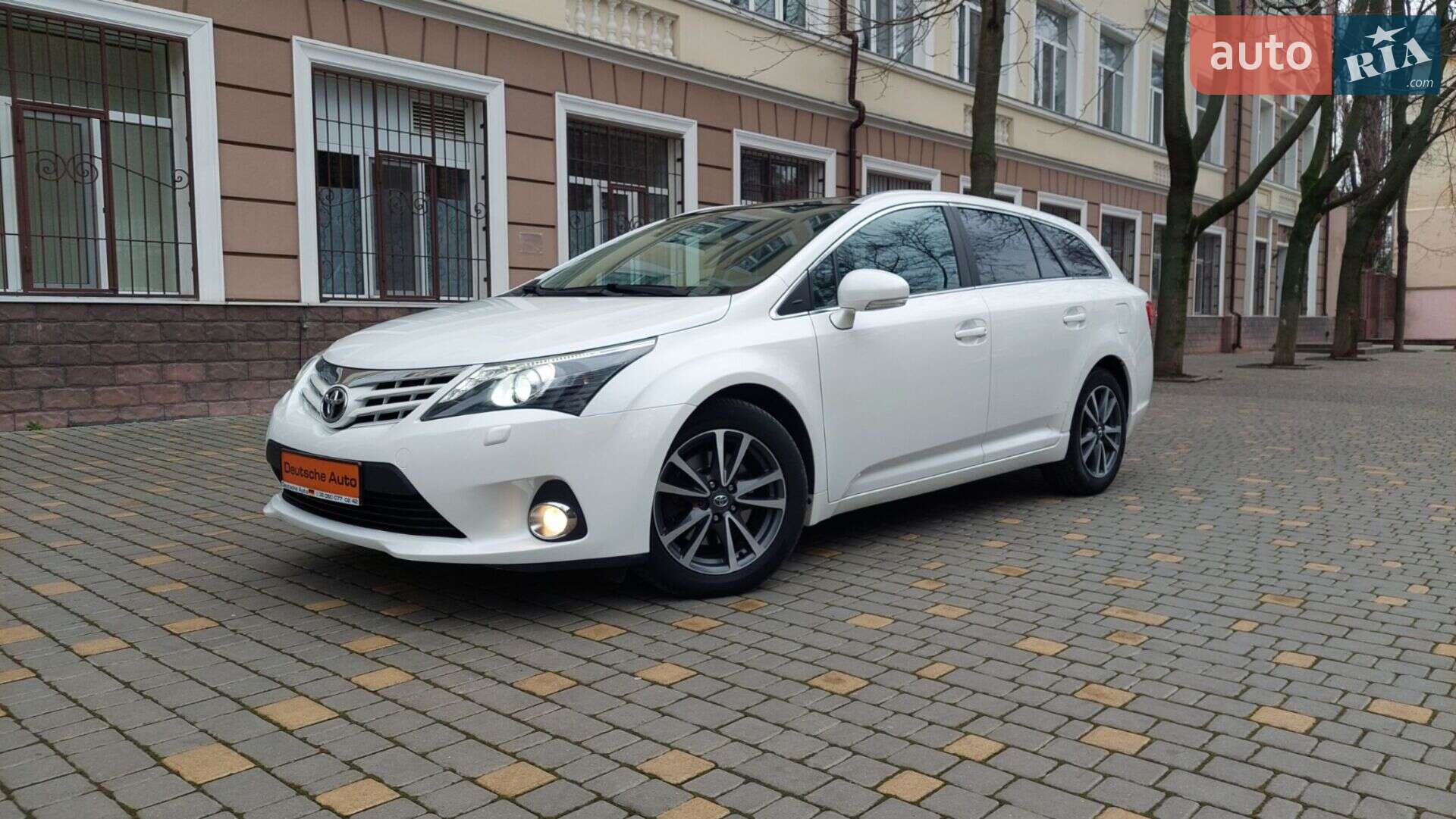 TOYOTA AVENSIS 2013