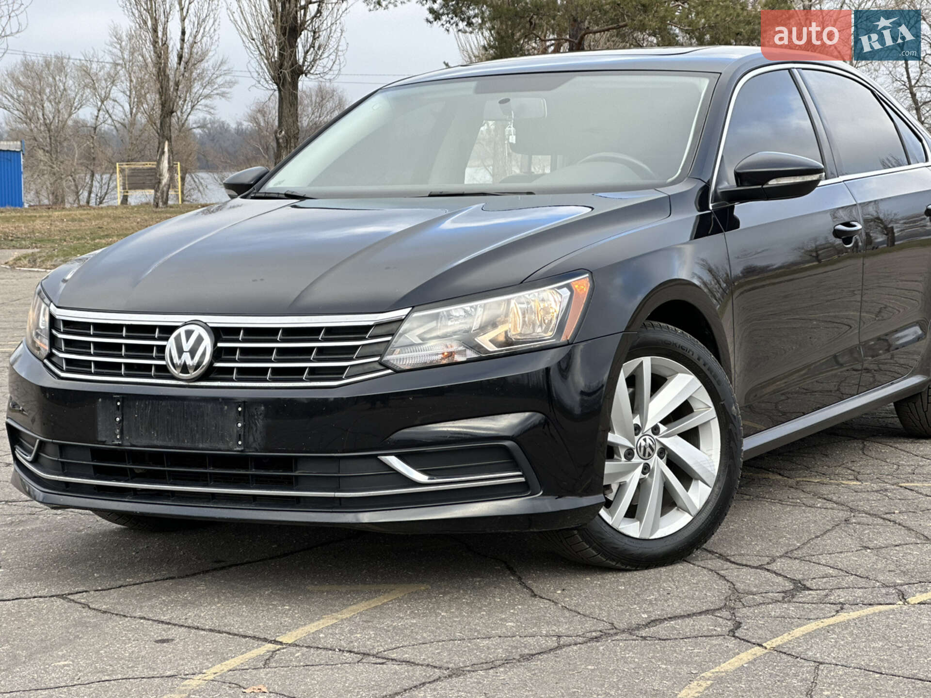 VOLKSWAGEN PASSAT 2018