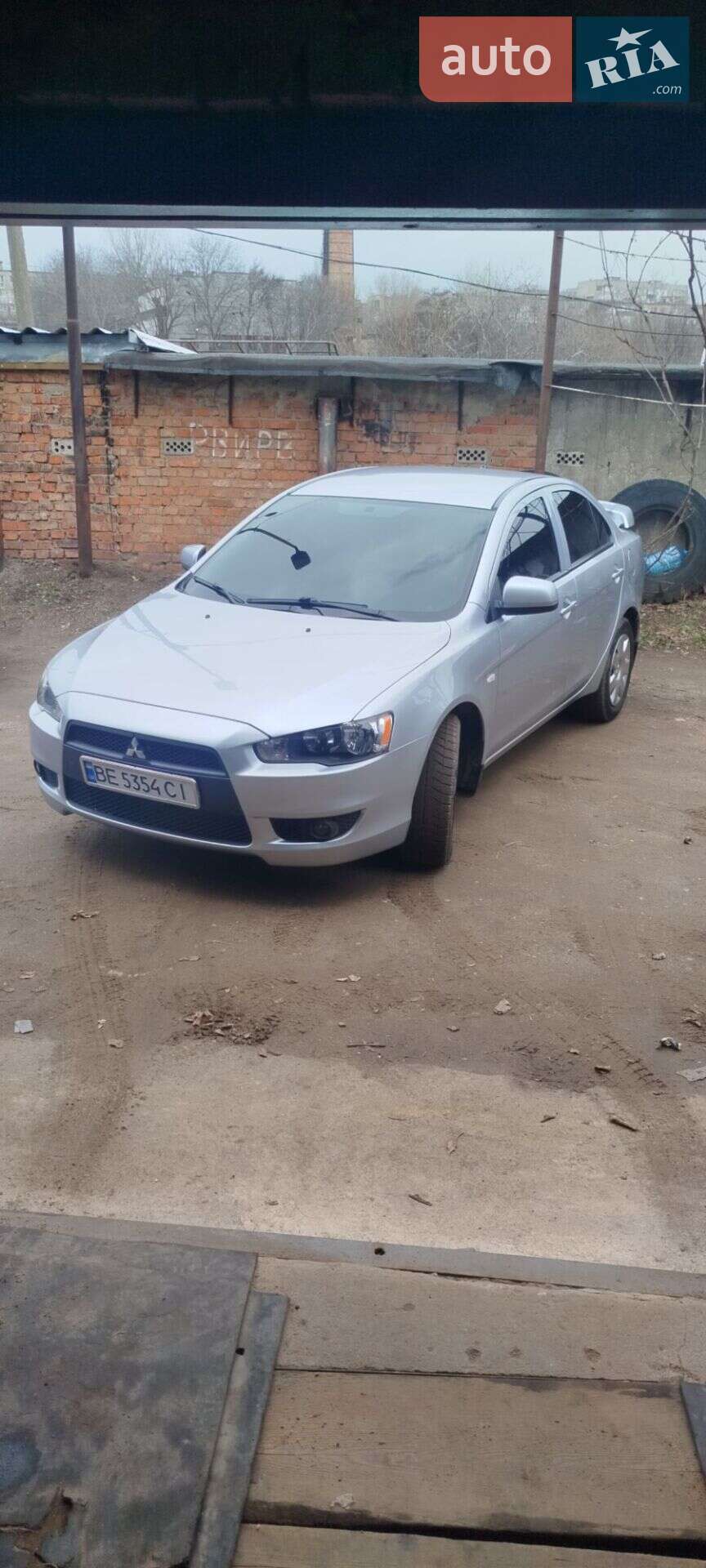 MITSUBISHI LANCER X 2010
