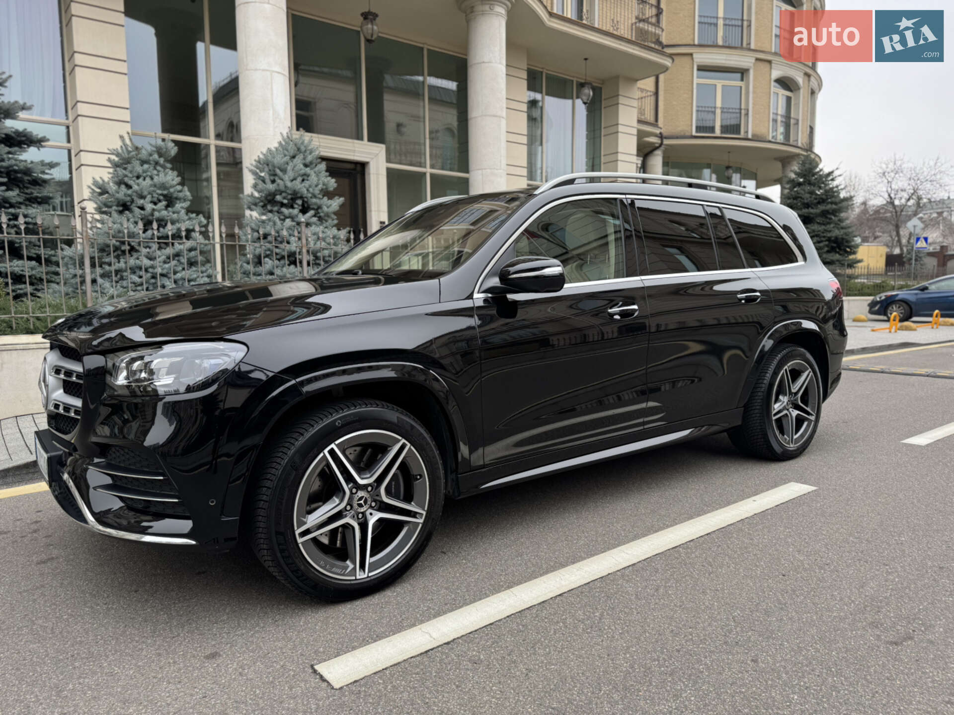 MERCEDES-BENZ GLS 350 2023