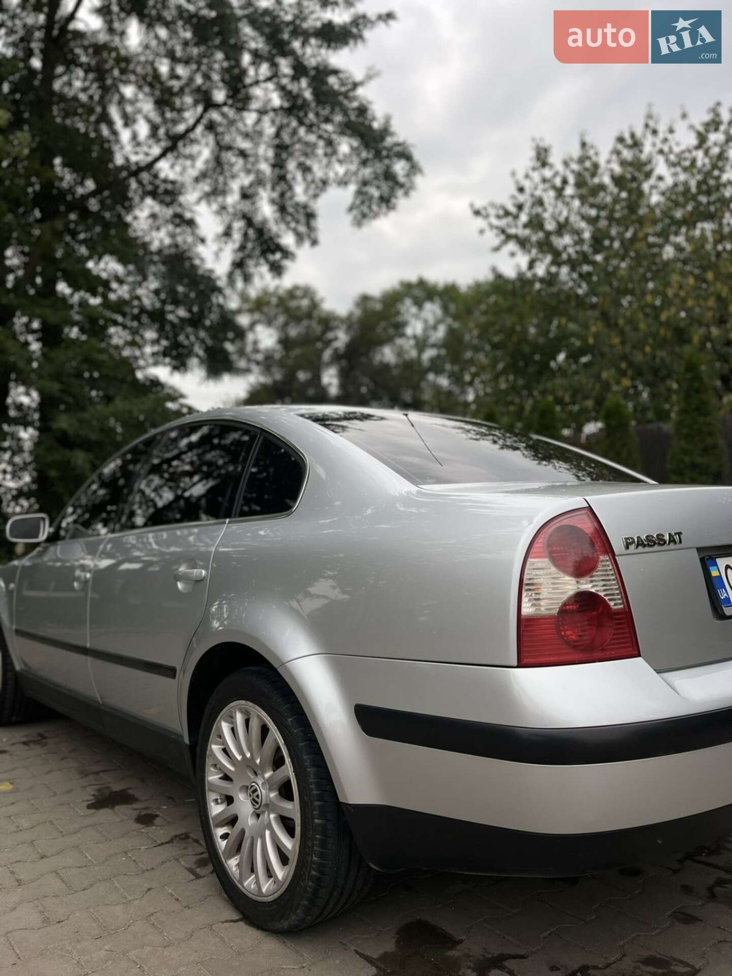 VOLKSWAGEN PASSAT 2001