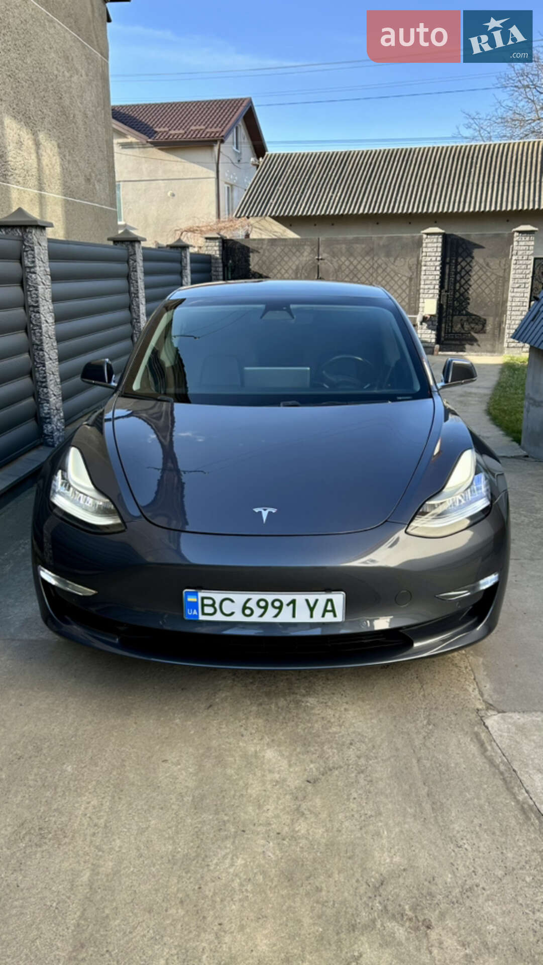 Tesla Model 3 2019